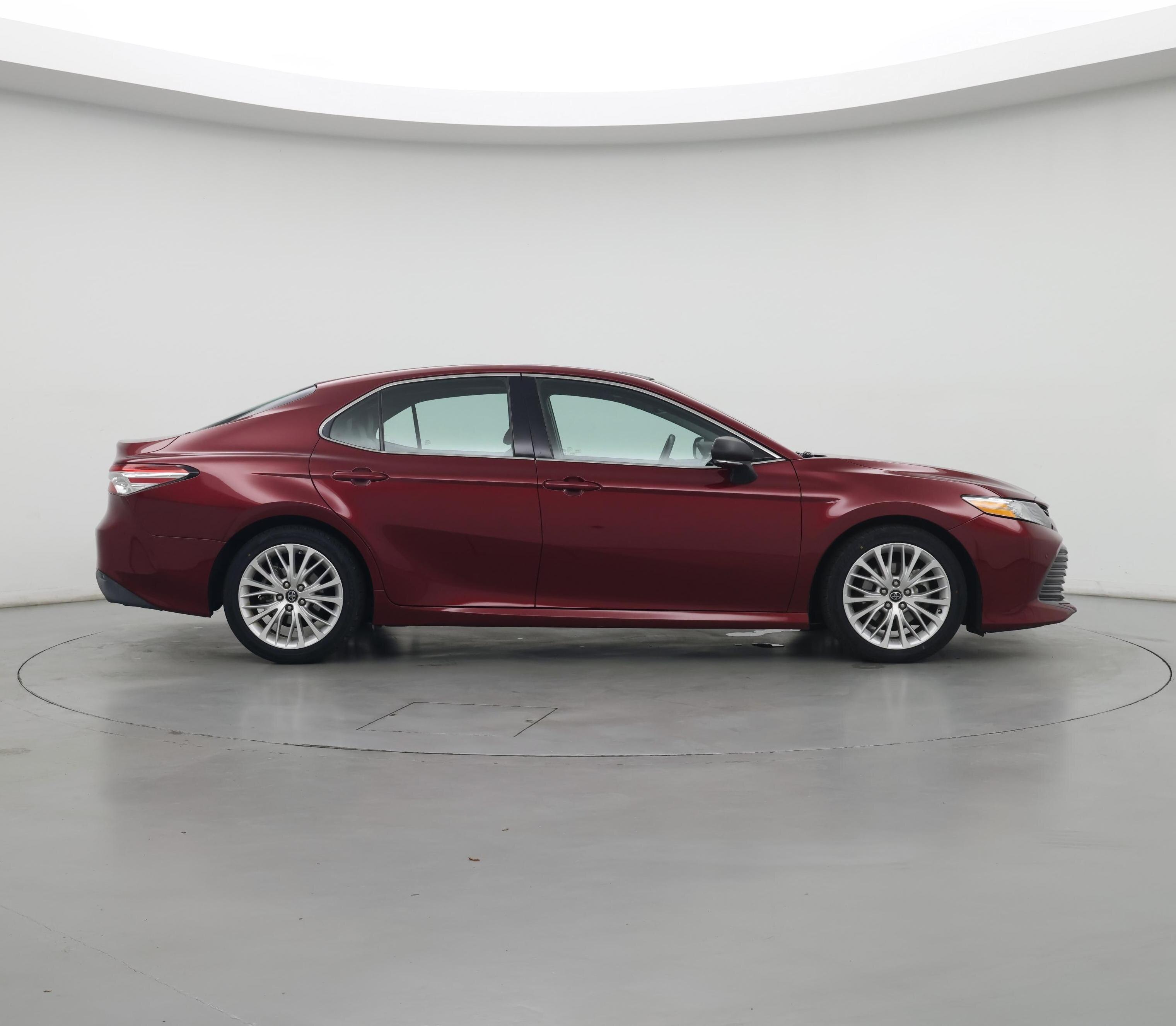Thumbnail: 2018 Toyota Camry - 7