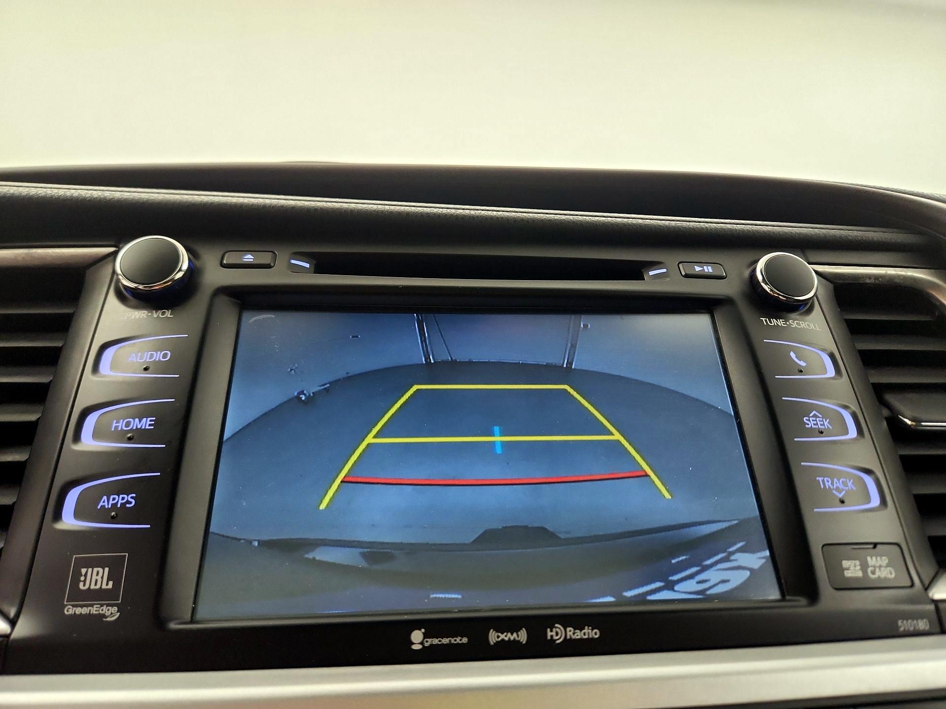 Thumbnail: 2017 Toyota Highlander - 14