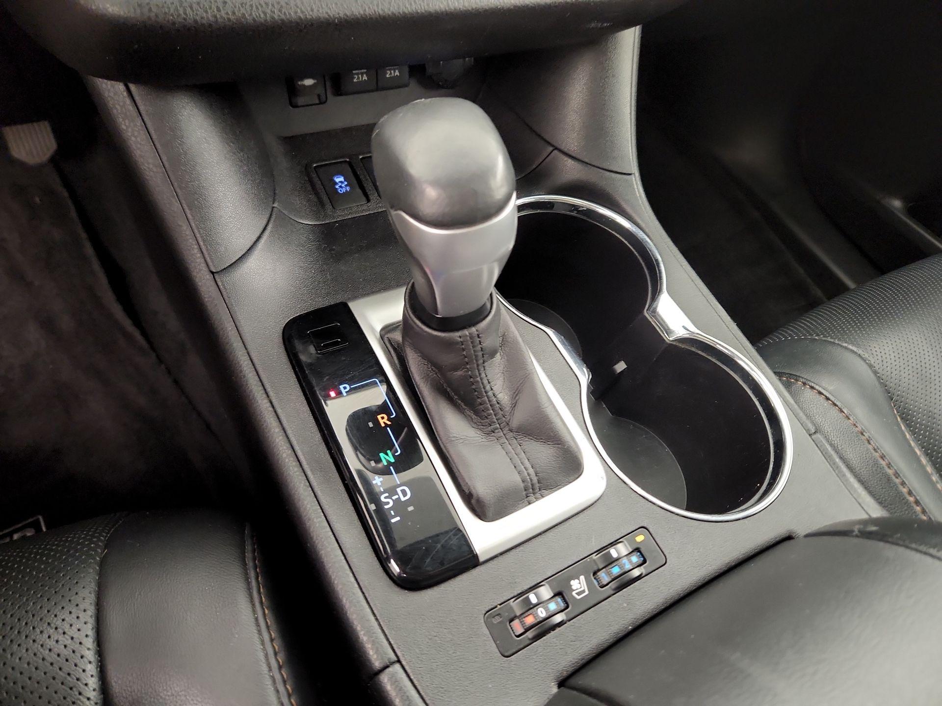 Thumbnail: 2017 Toyota Highlander - 17