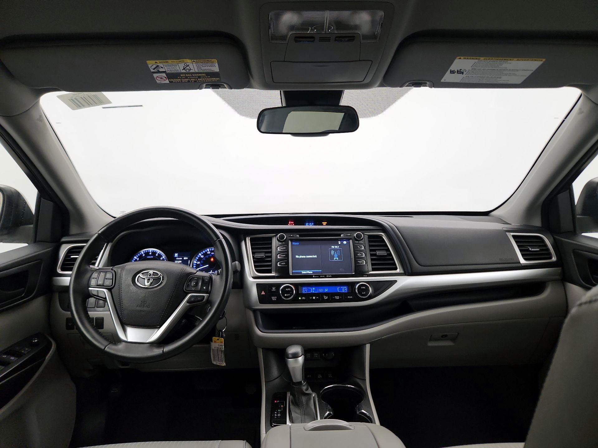 Thumbnail: 2017 Toyota Highlander - 9