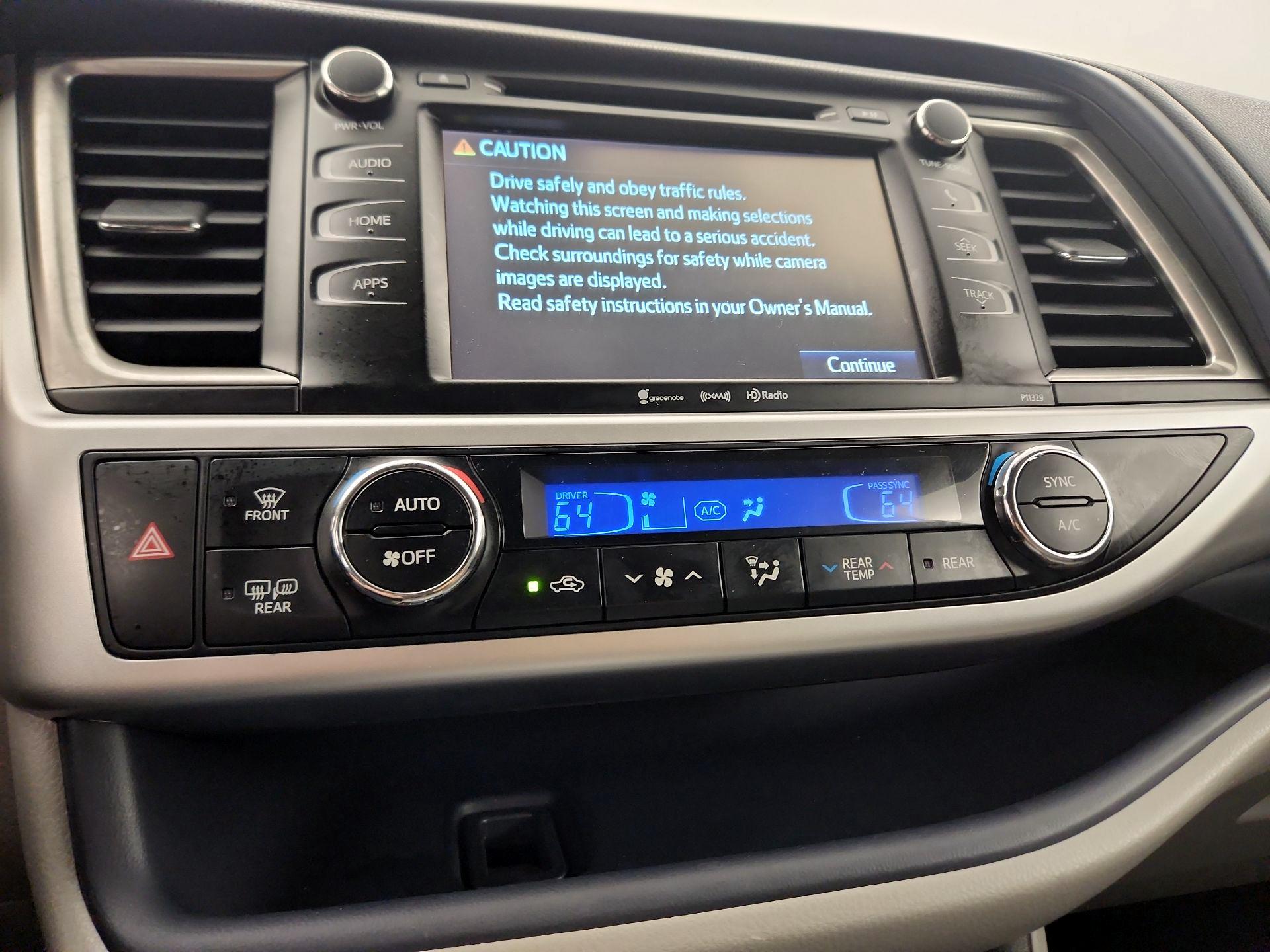 Thumbnail: 2017 Toyota Highlander - 16