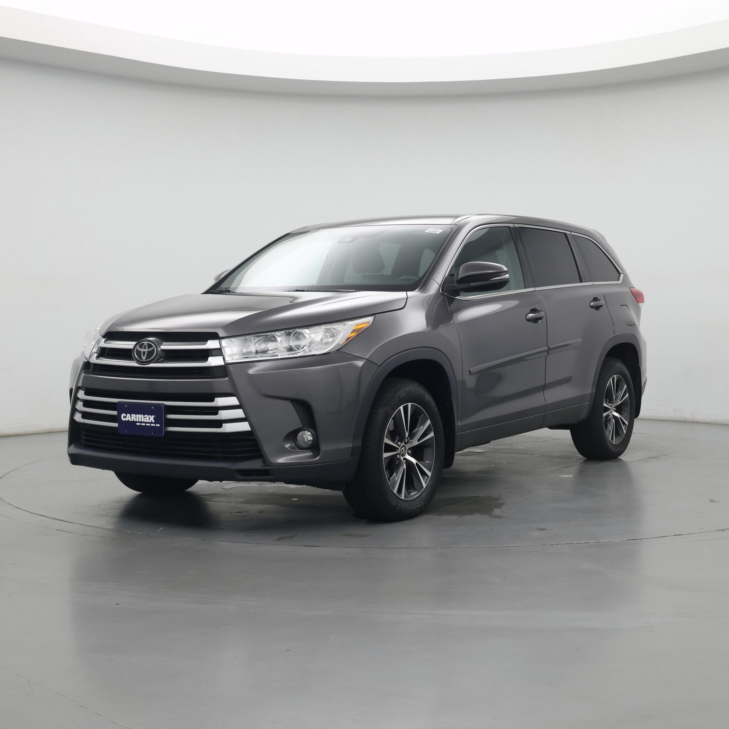 Thumbnail: 2017 Toyota Highlander - 4