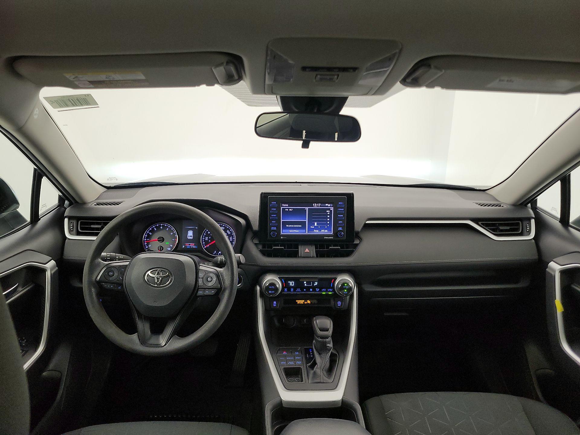 Thumbnail: 2020 Toyota RAV4 - 9