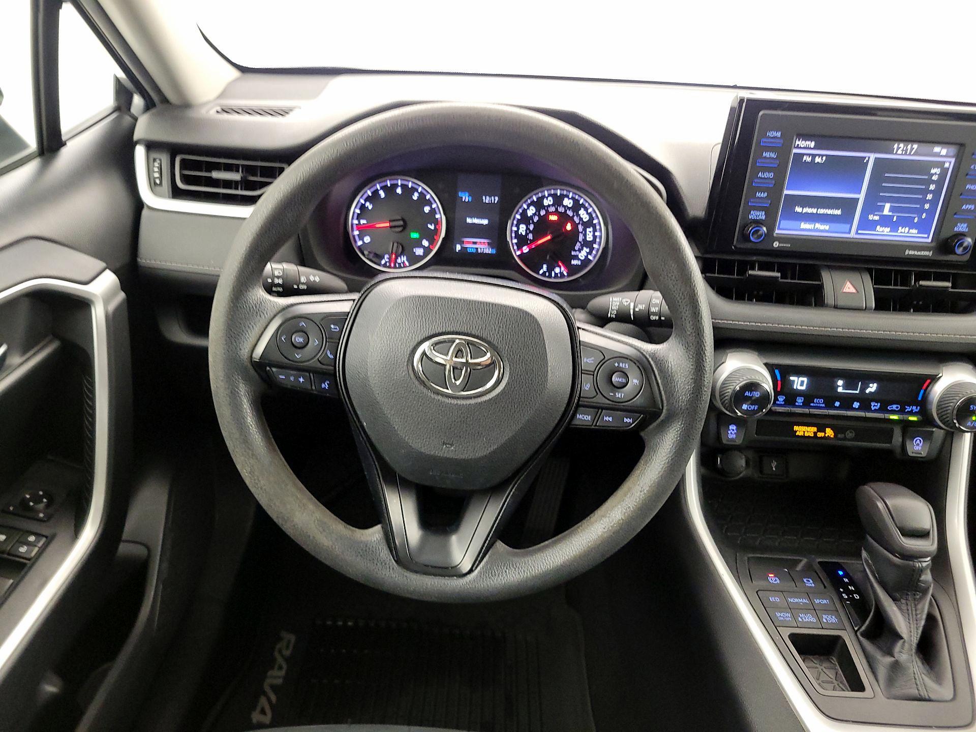 Thumbnail: 2020 Toyota RAV4 - 10
