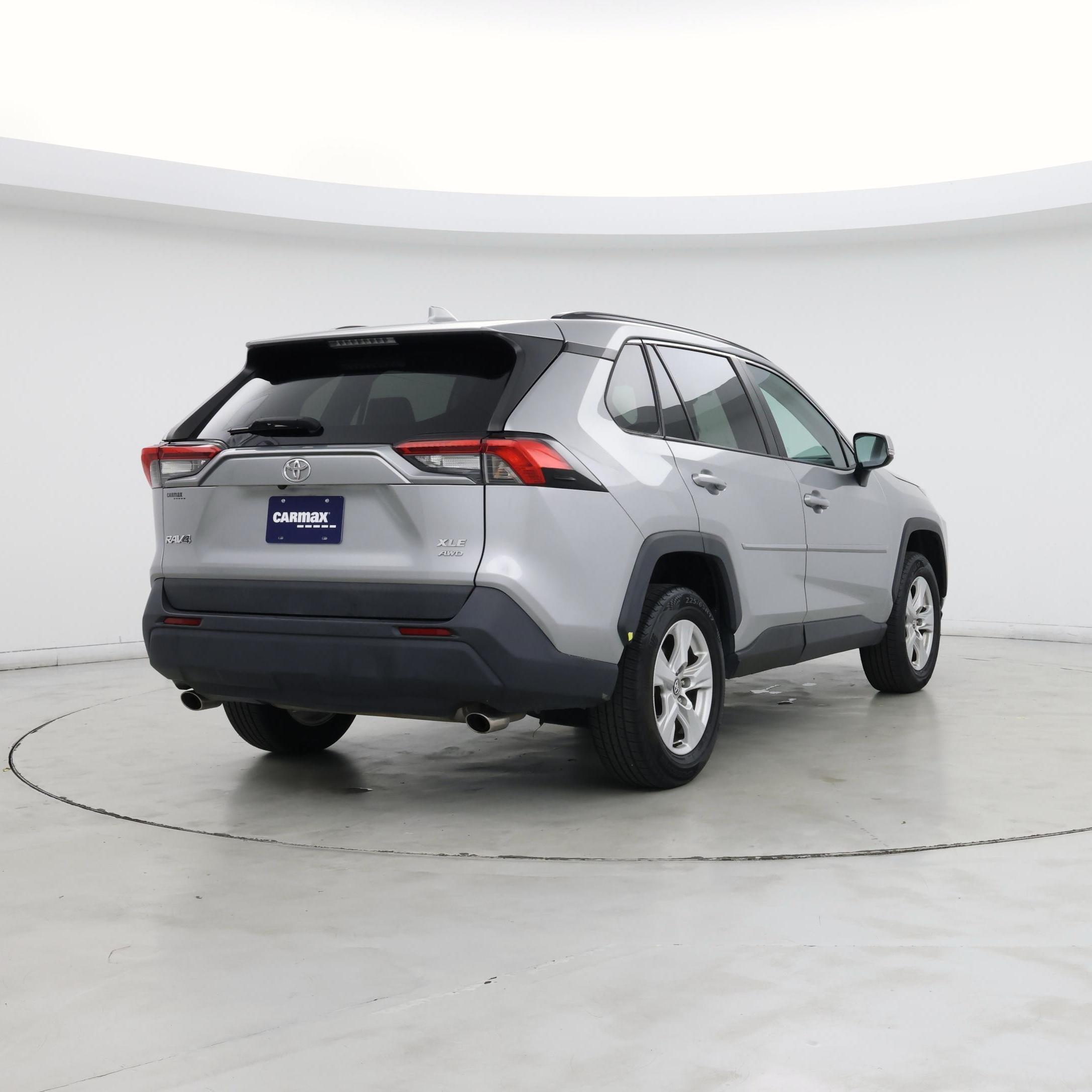 Thumbnail: 2020 Toyota RAV4 - 8