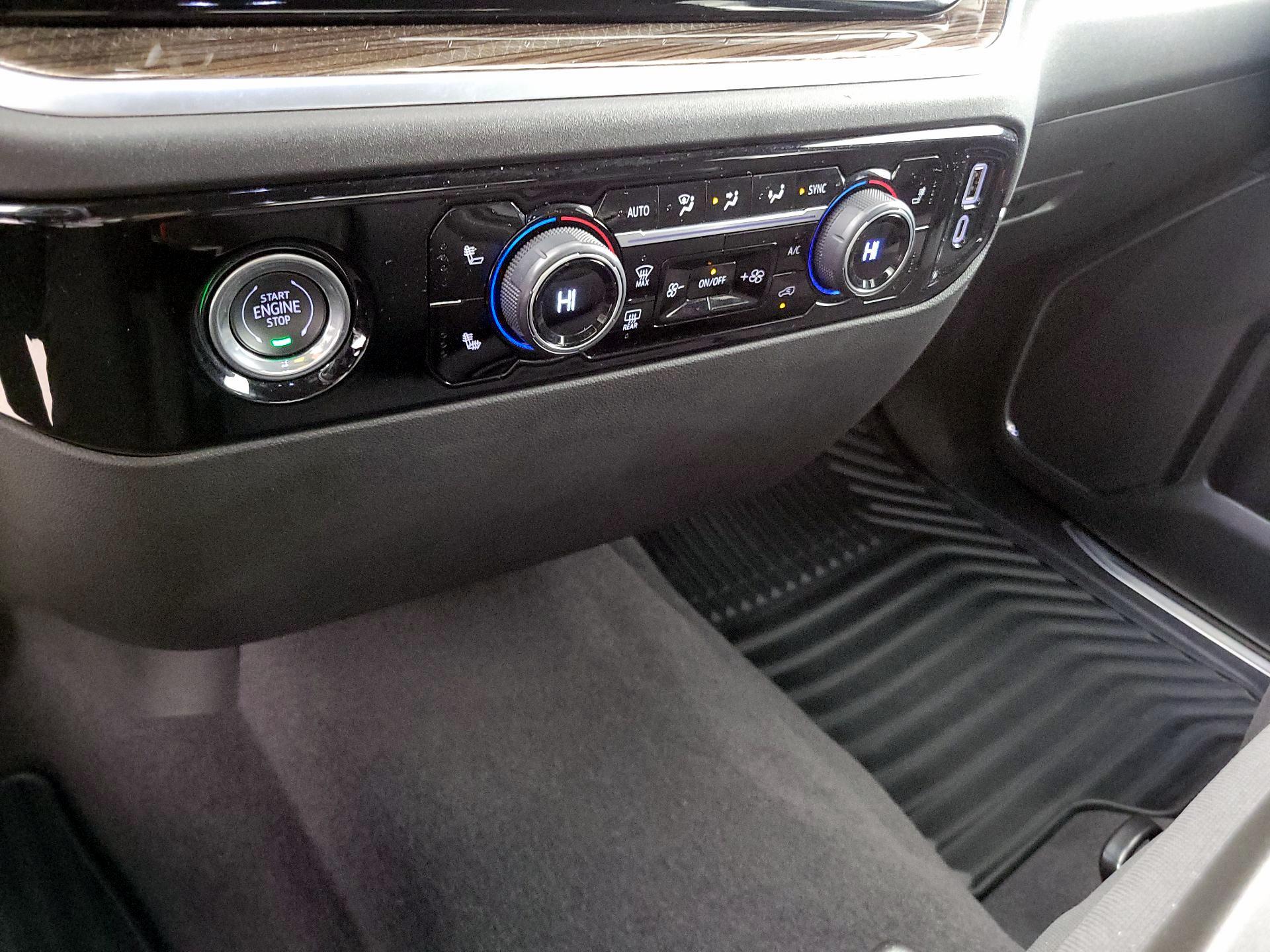 Thumbnail: 2023 Chevrolet Silverado 1500 - 17