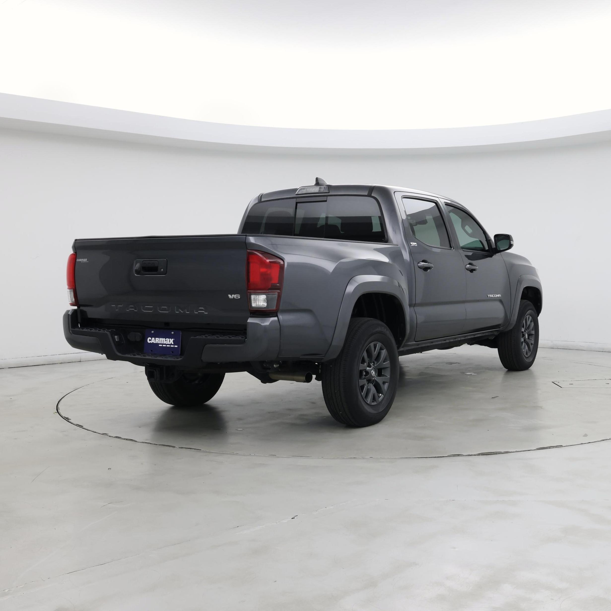 Thumbnail: 2022 Toyota Tacoma - 8