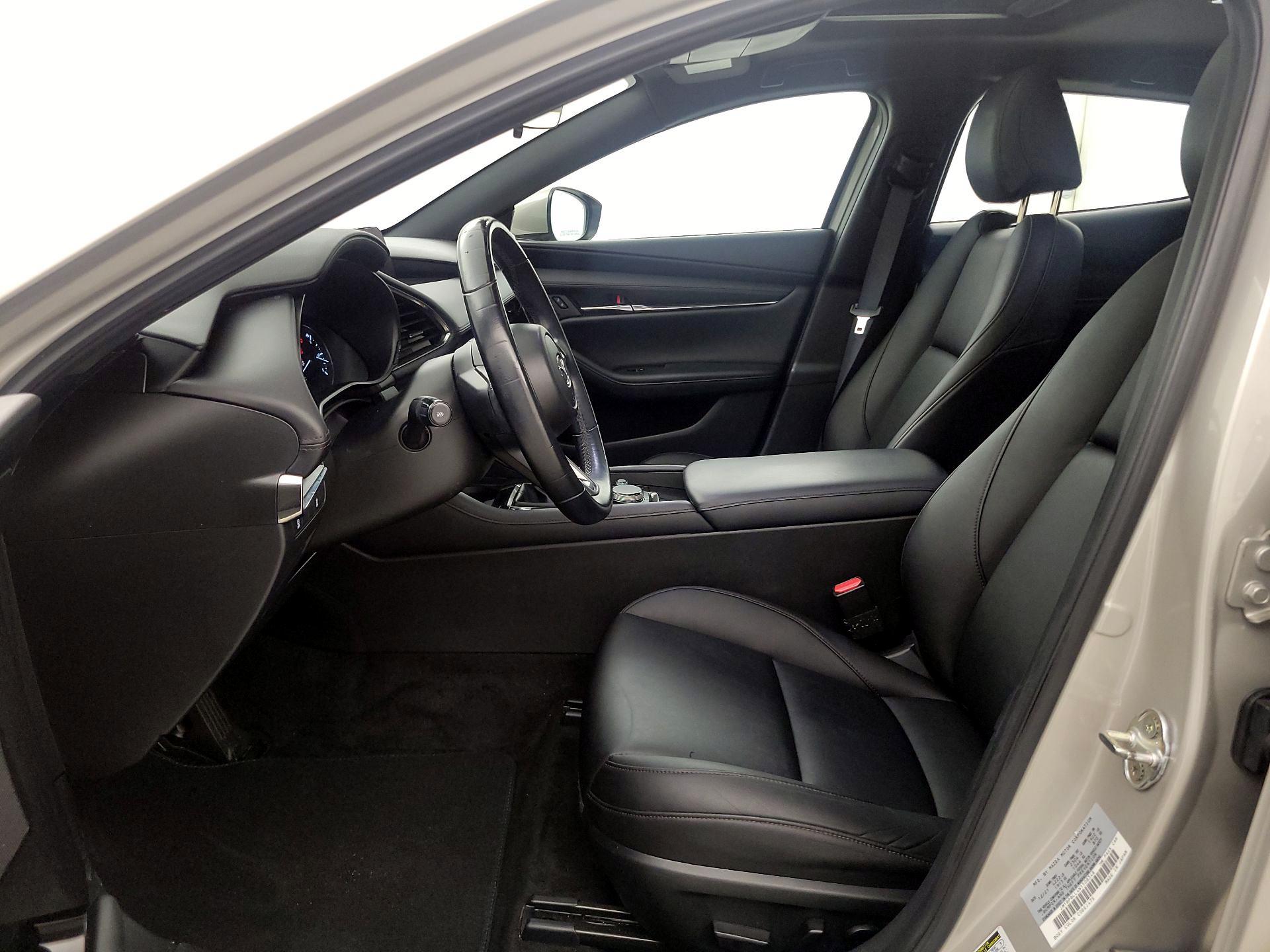 Thumbnail: 2022 Mazda Mazda3 - 11