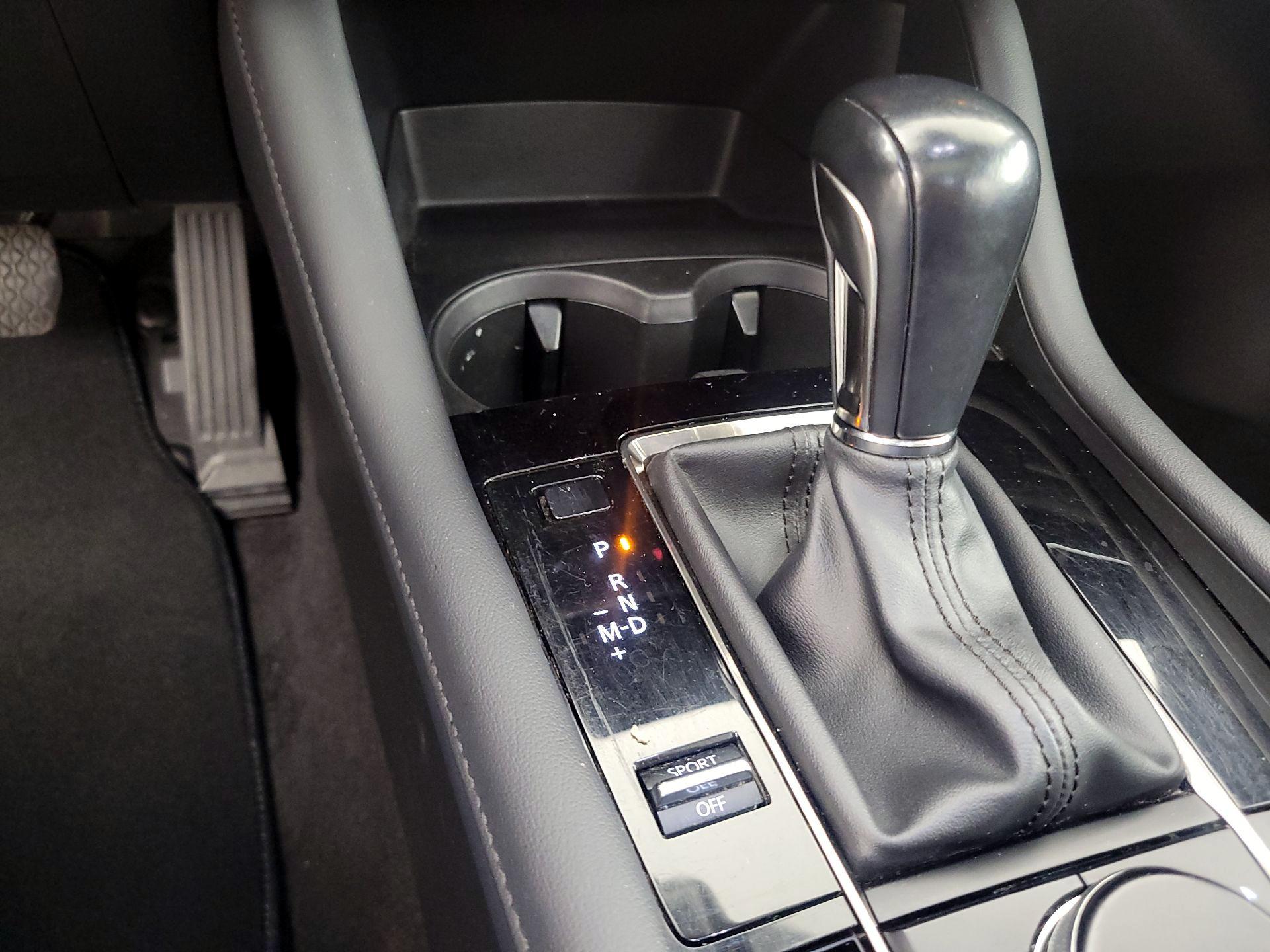 Thumbnail: 2022 Mazda Mazda3 - 17