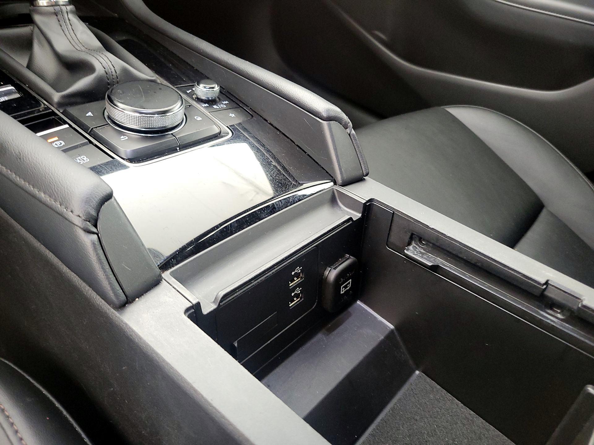 Thumbnail: 2022 Mazda Mazda3 - 18