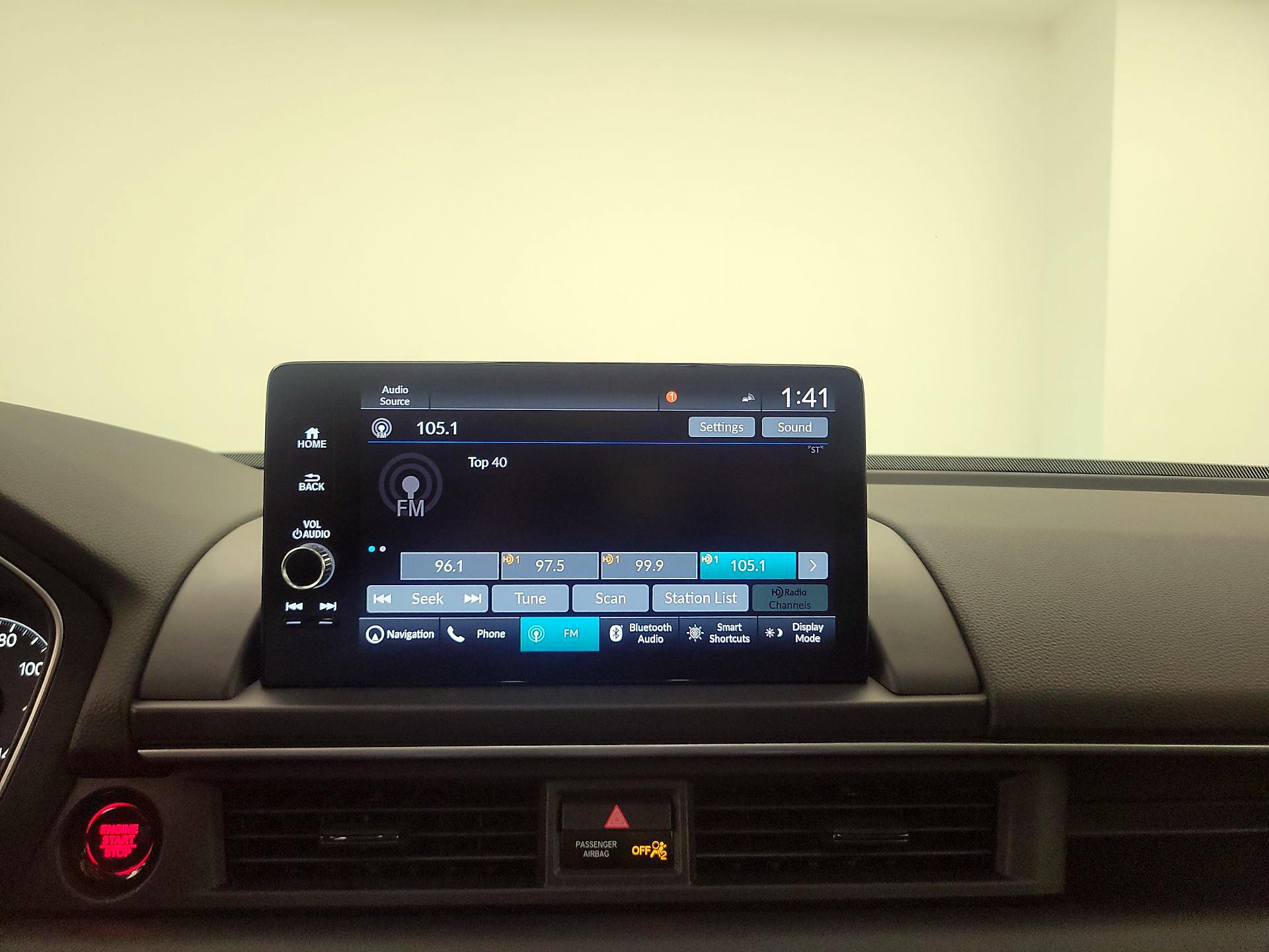 Thumbnail: 2025 Honda Pilot - 16