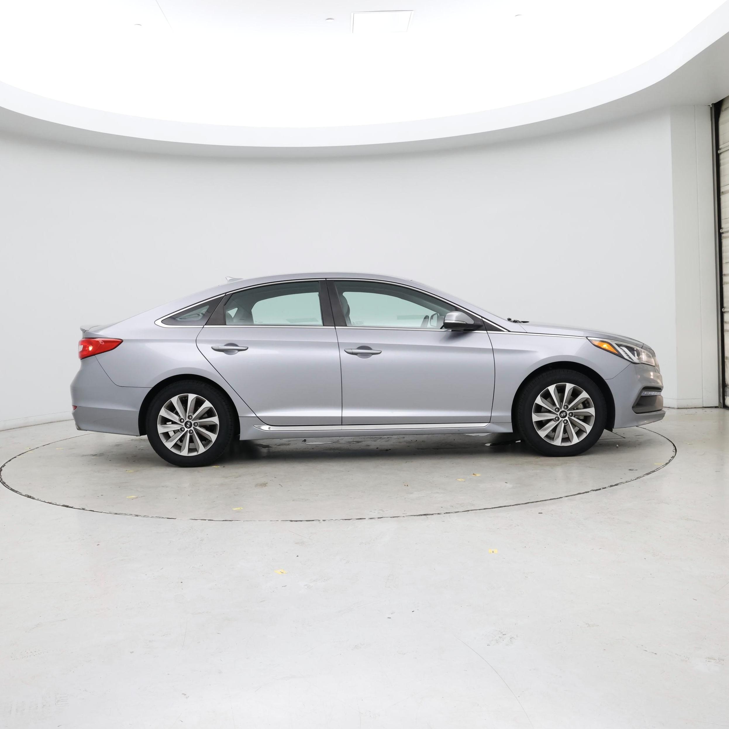 Thumbnail: 2015 Hyundai Sonata - 7