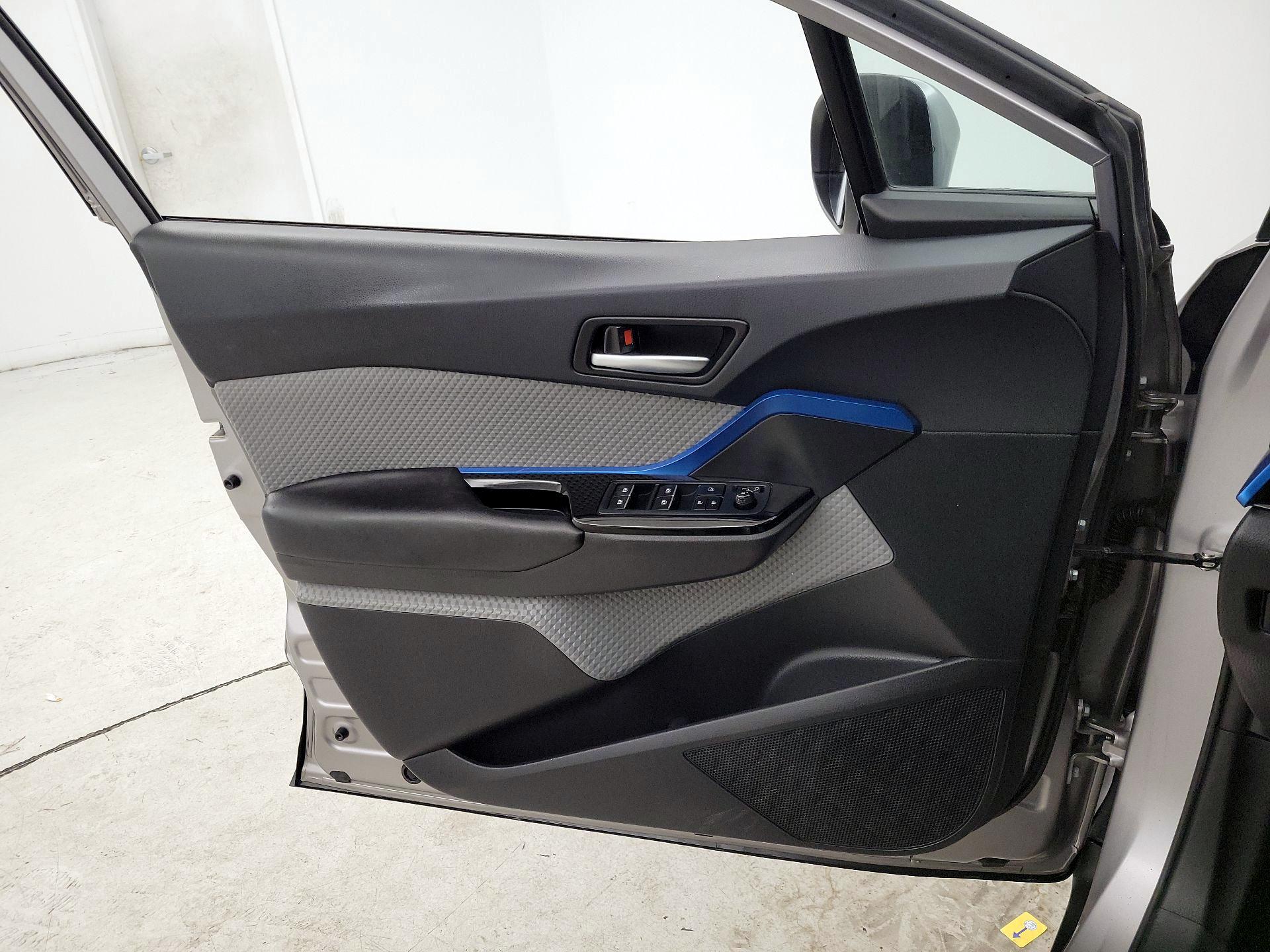 Thumbnail: 2019 Toyota C-HR - 12