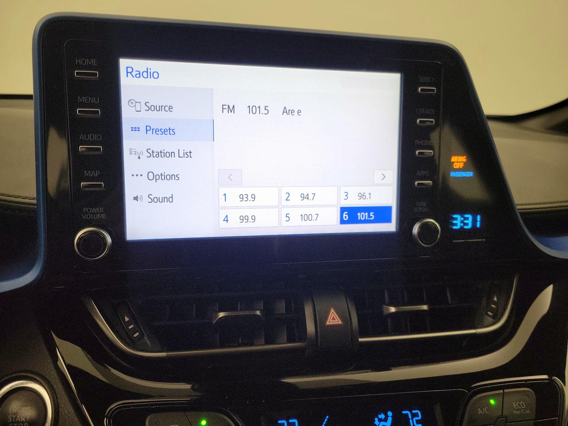 Thumbnail: 2019 Toyota C-HR - 15