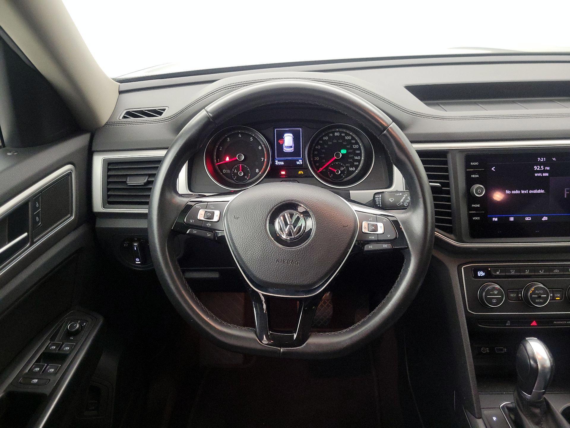 Thumbnail: 2019 Volkswagen Atlas - 10