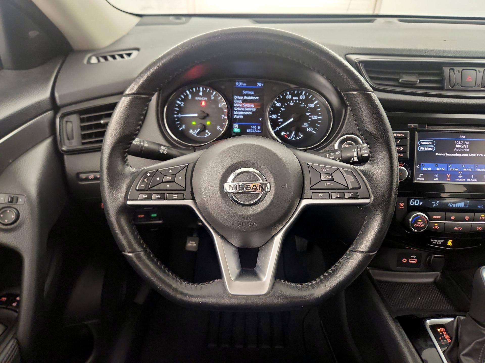 Thumbnail: 2020 Nissan Rogue - 10