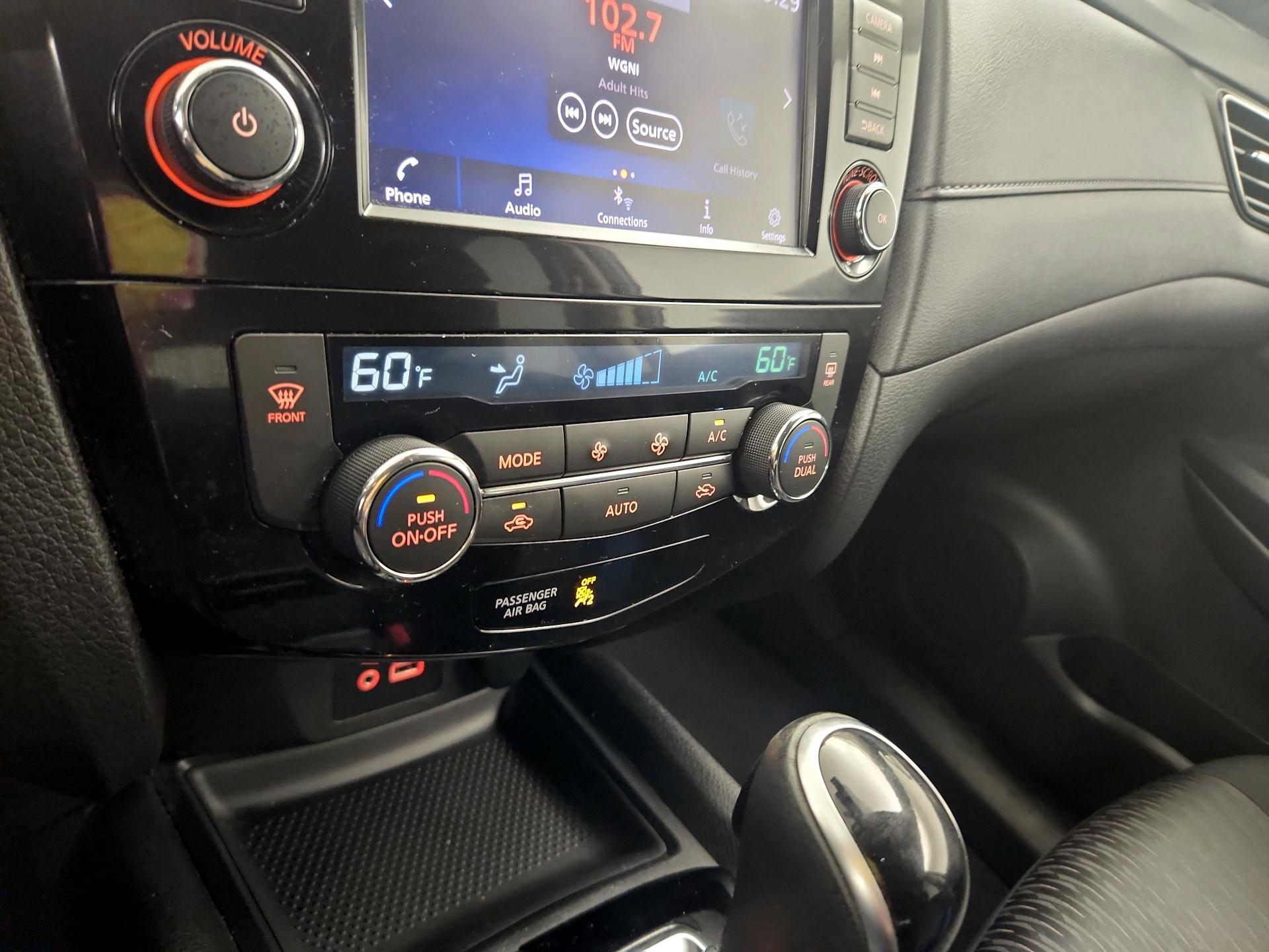 Thumbnail: 2020 Nissan Rogue - 16