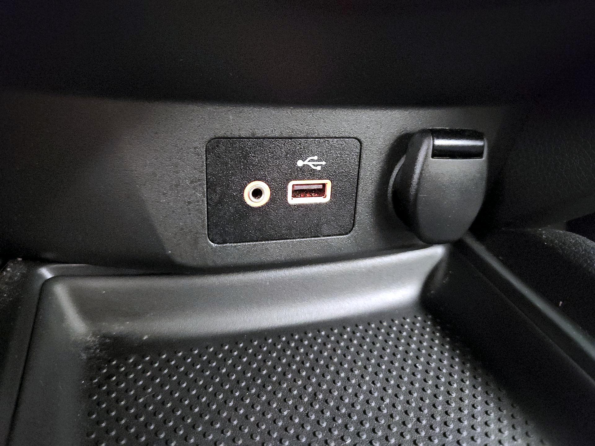 Thumbnail: 2020 Nissan Rogue - 18