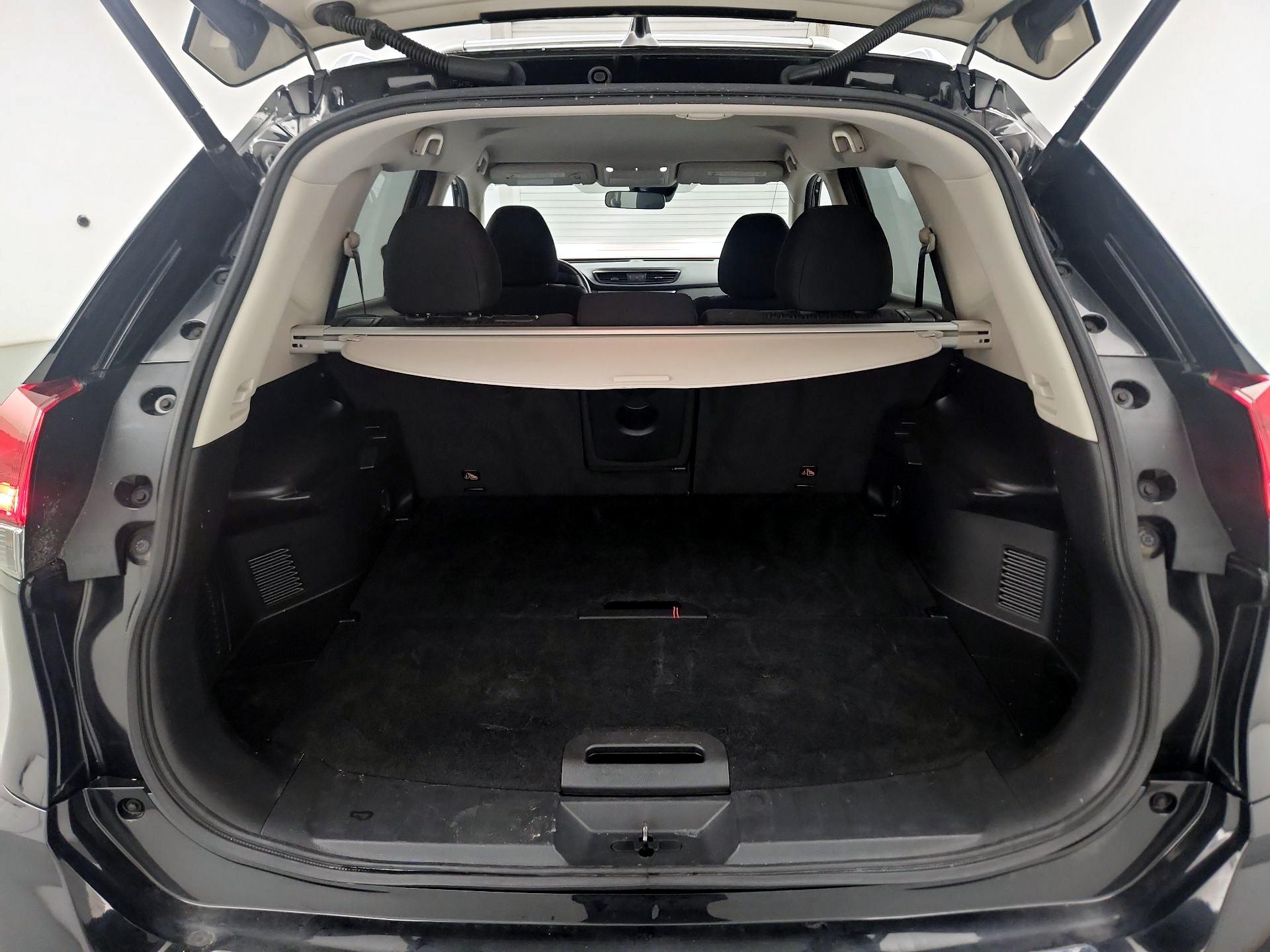 Thumbnail: 2020 Nissan Rogue - 20