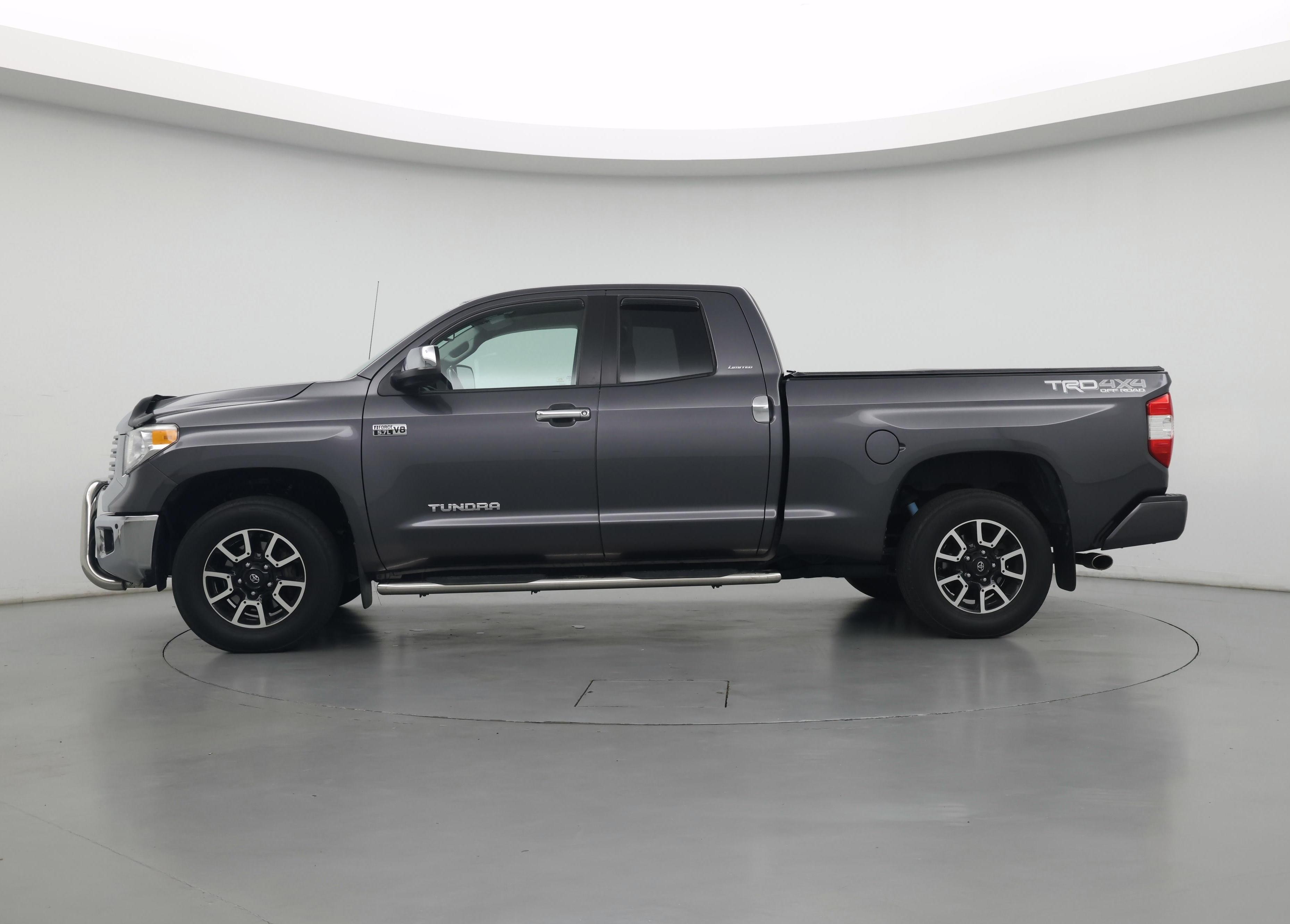 Thumbnail: 2017 Toyota Tundra - 3