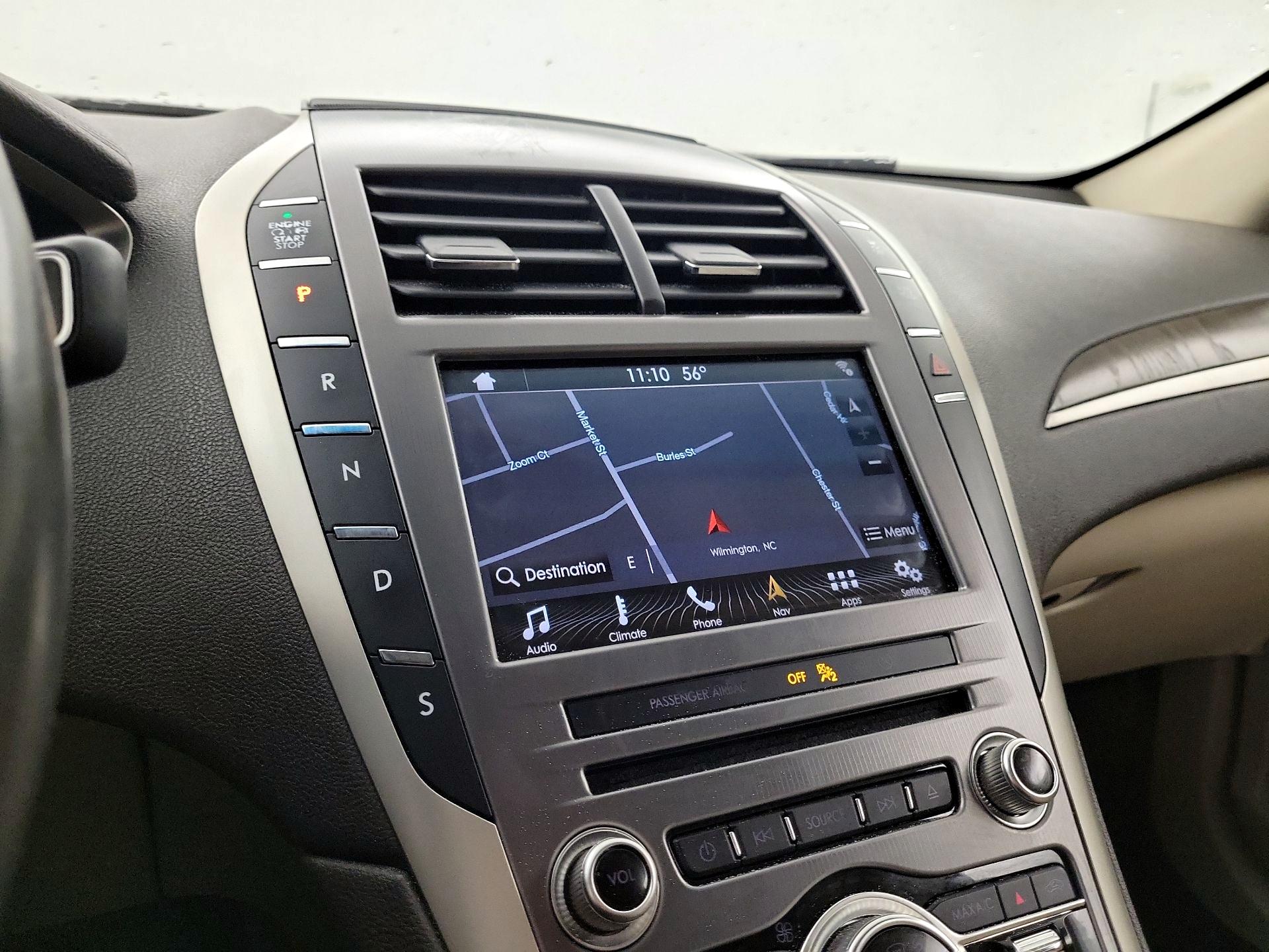 Thumbnail: 2017 Lincoln MKZ - 12