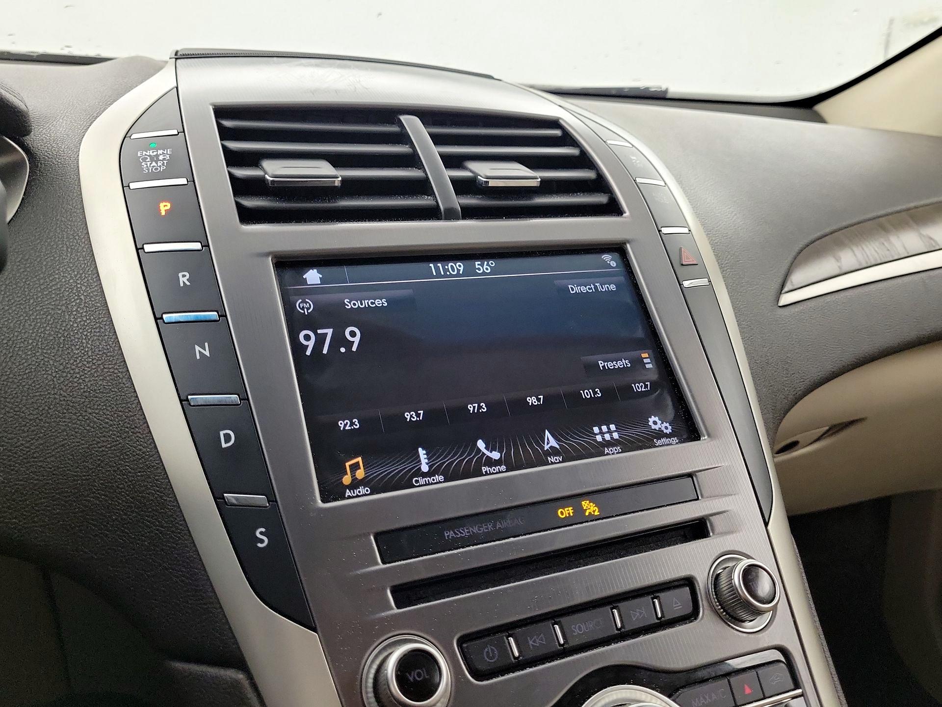 Thumbnail: 2017 Lincoln MKZ - 14