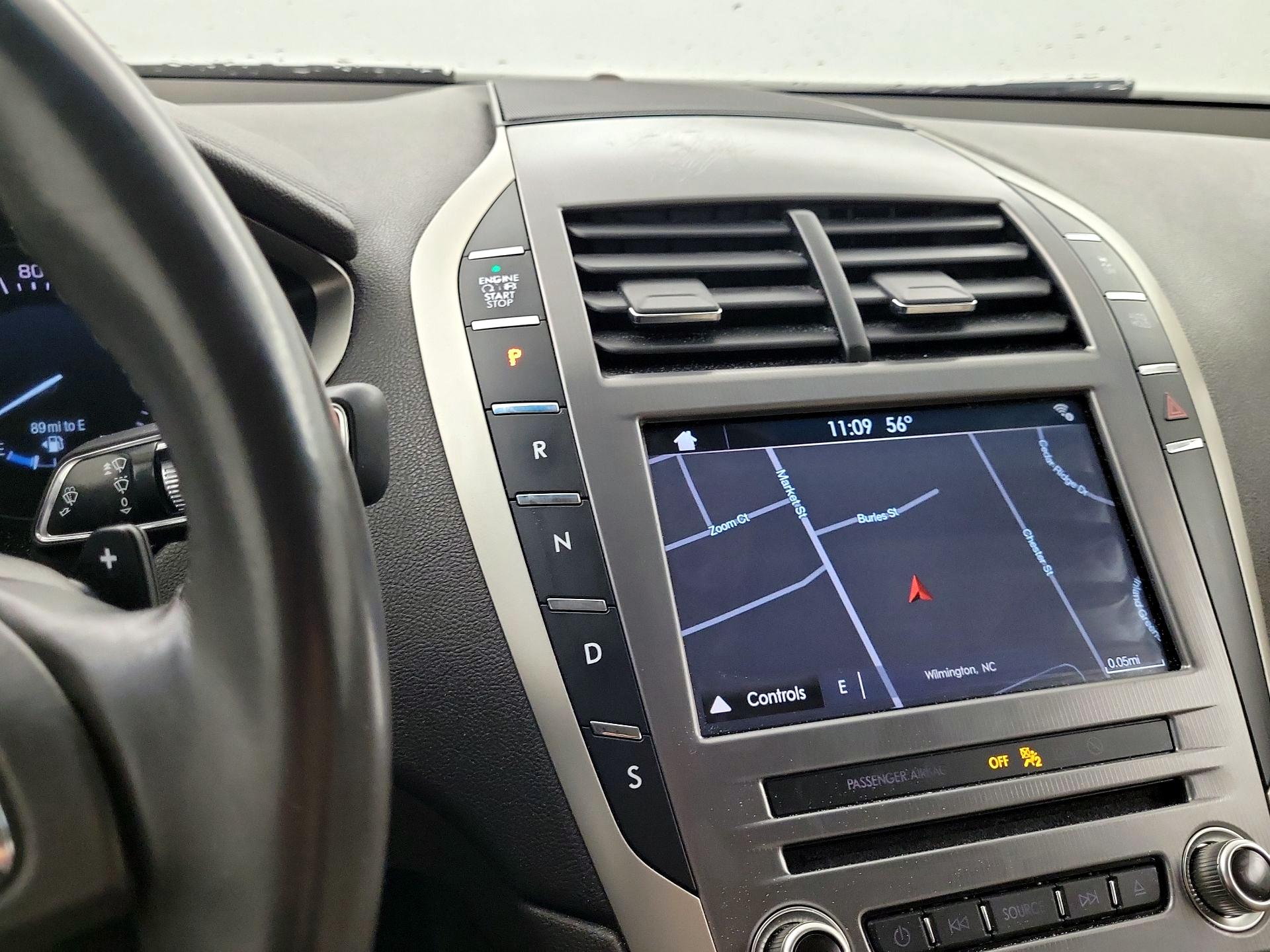 Thumbnail: 2017 Lincoln MKZ - 16