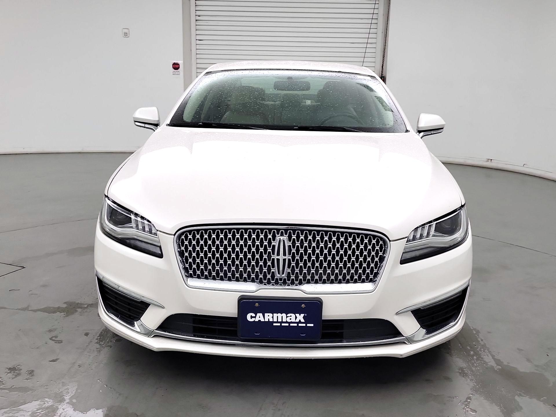 Thumbnail: 2017 Lincoln MKZ - 2