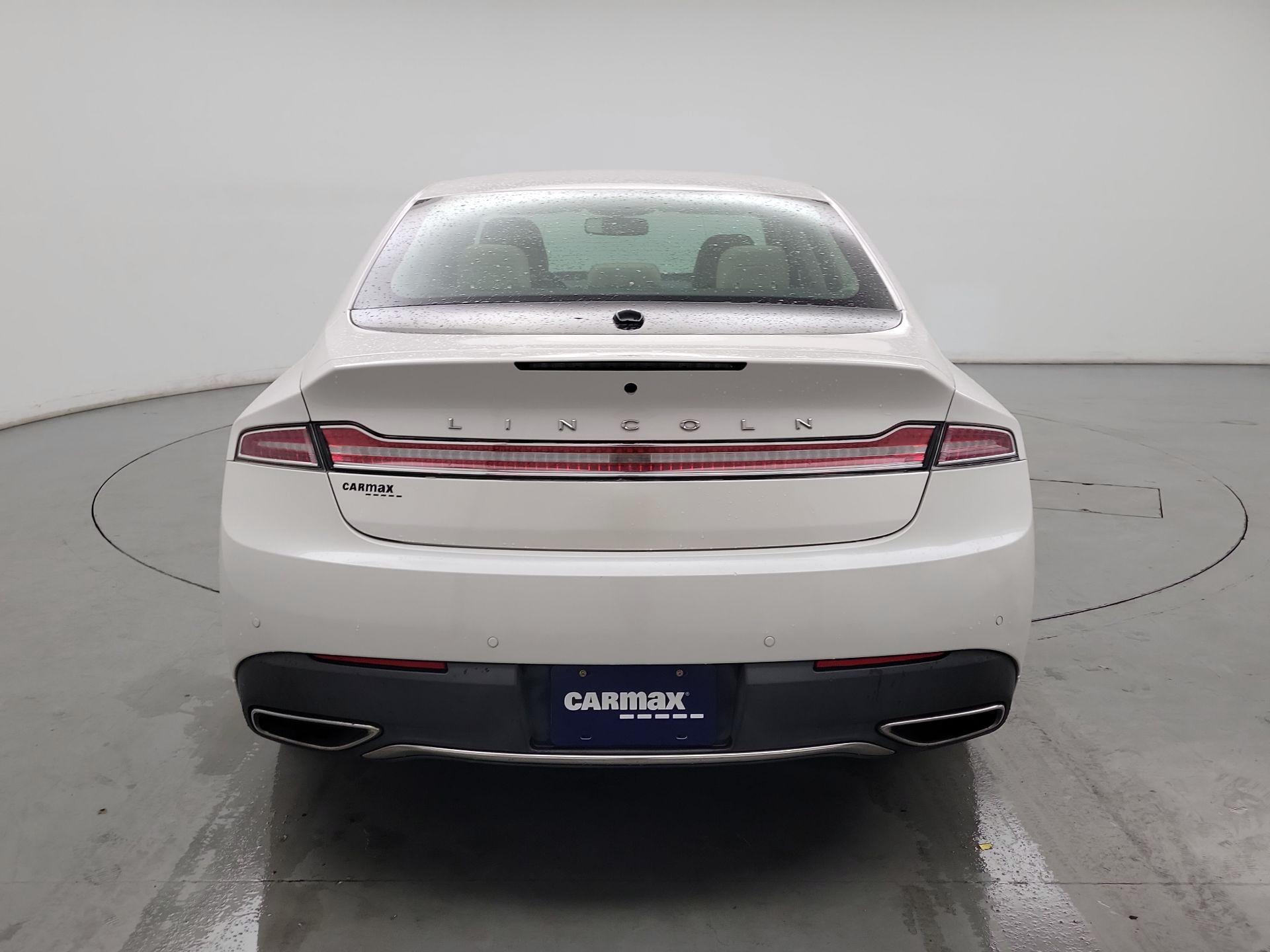 Thumbnail: 2017 Lincoln MKZ - 6