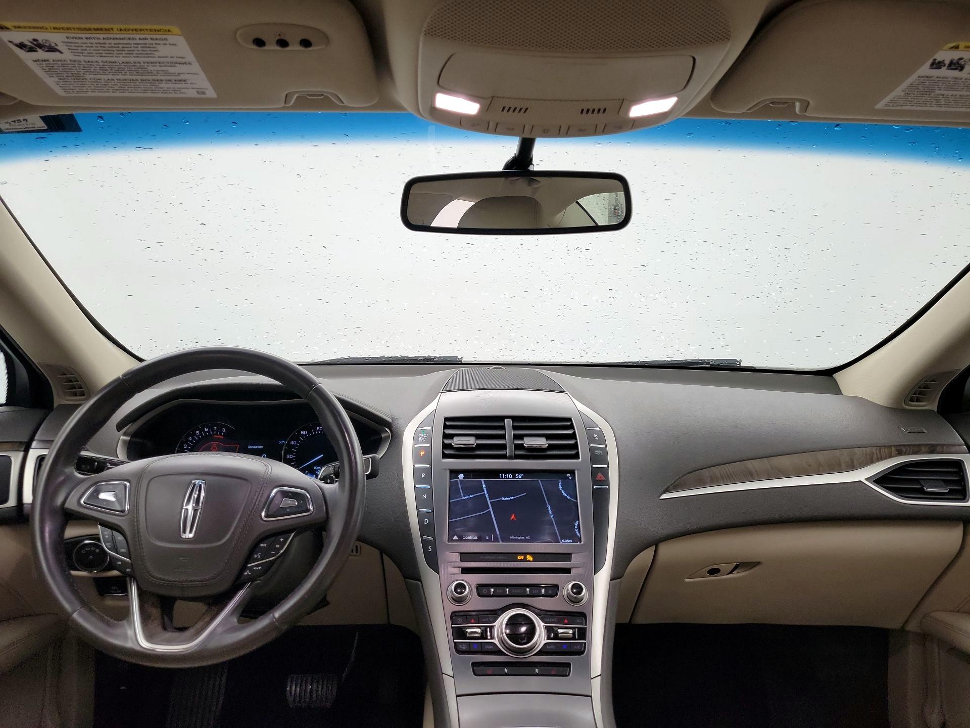 Thumbnail: 2017 Lincoln MKZ - 8