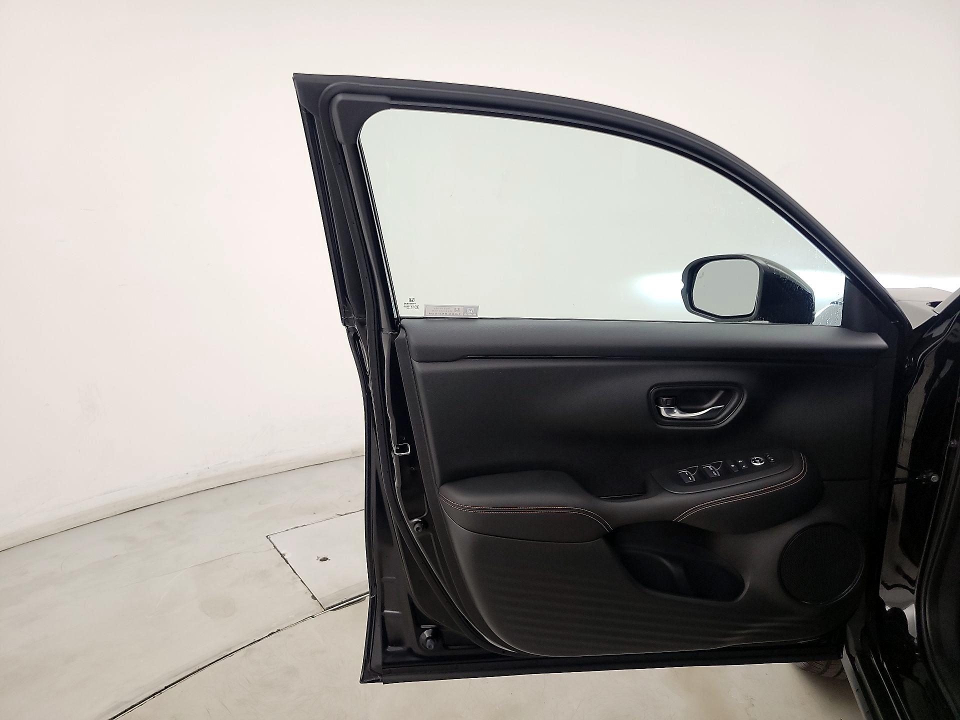 Thumbnail: 2023 Honda HR-V - 12