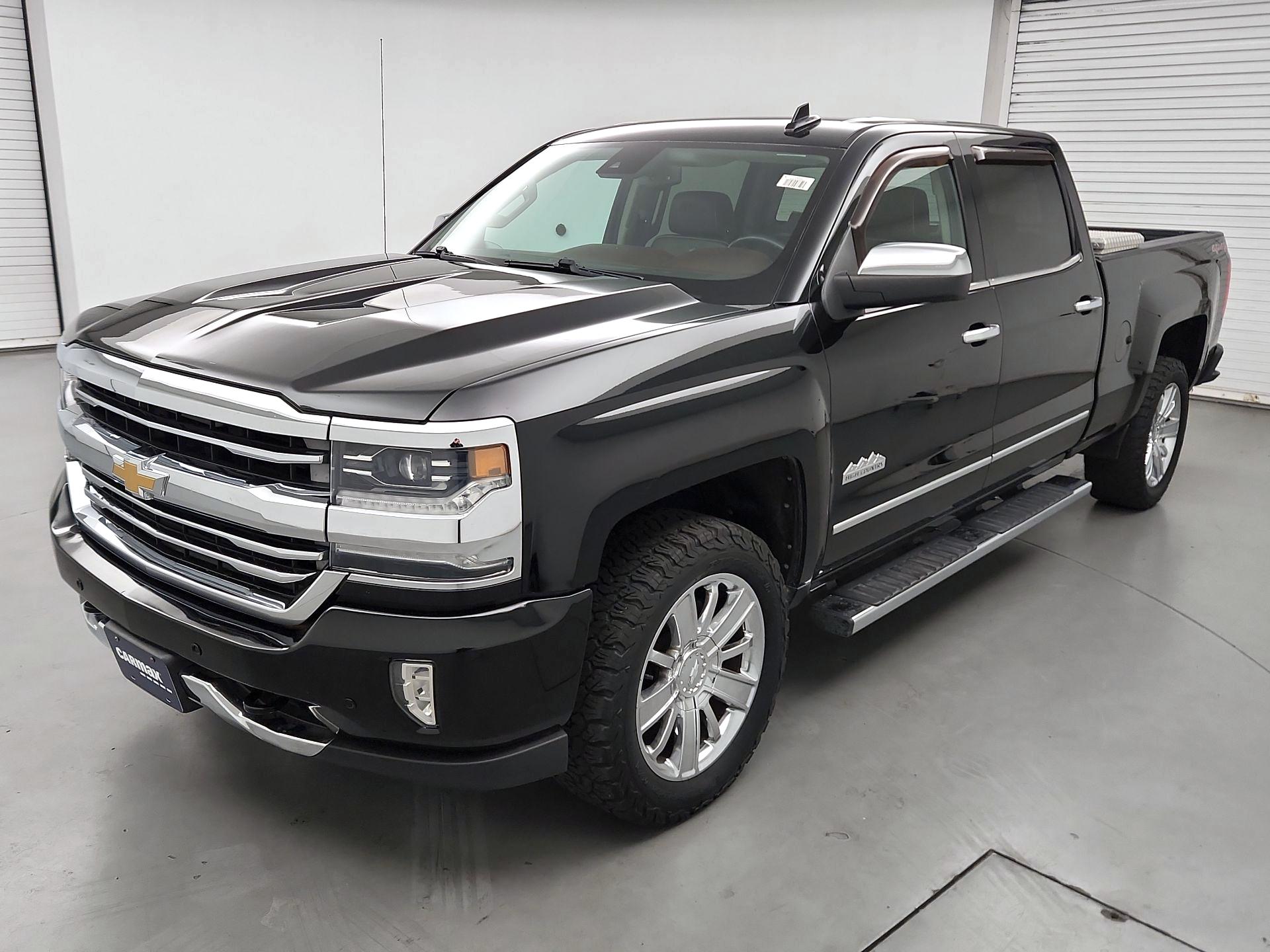 Thumbnail: 2017 Chevrolet Silverado 1500 - 3