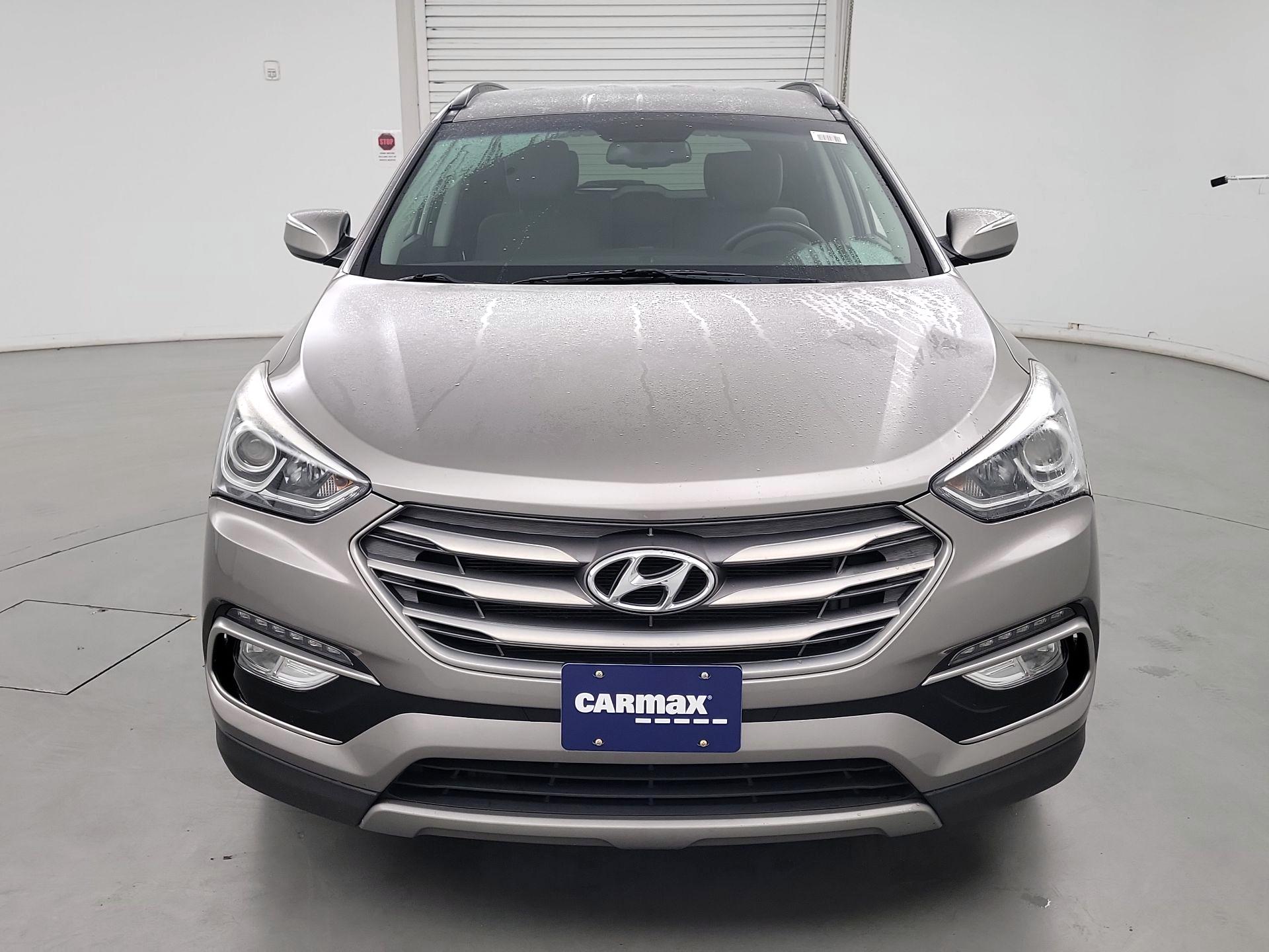 Thumbnail: 2017 Hyundai Santa Fe - 2