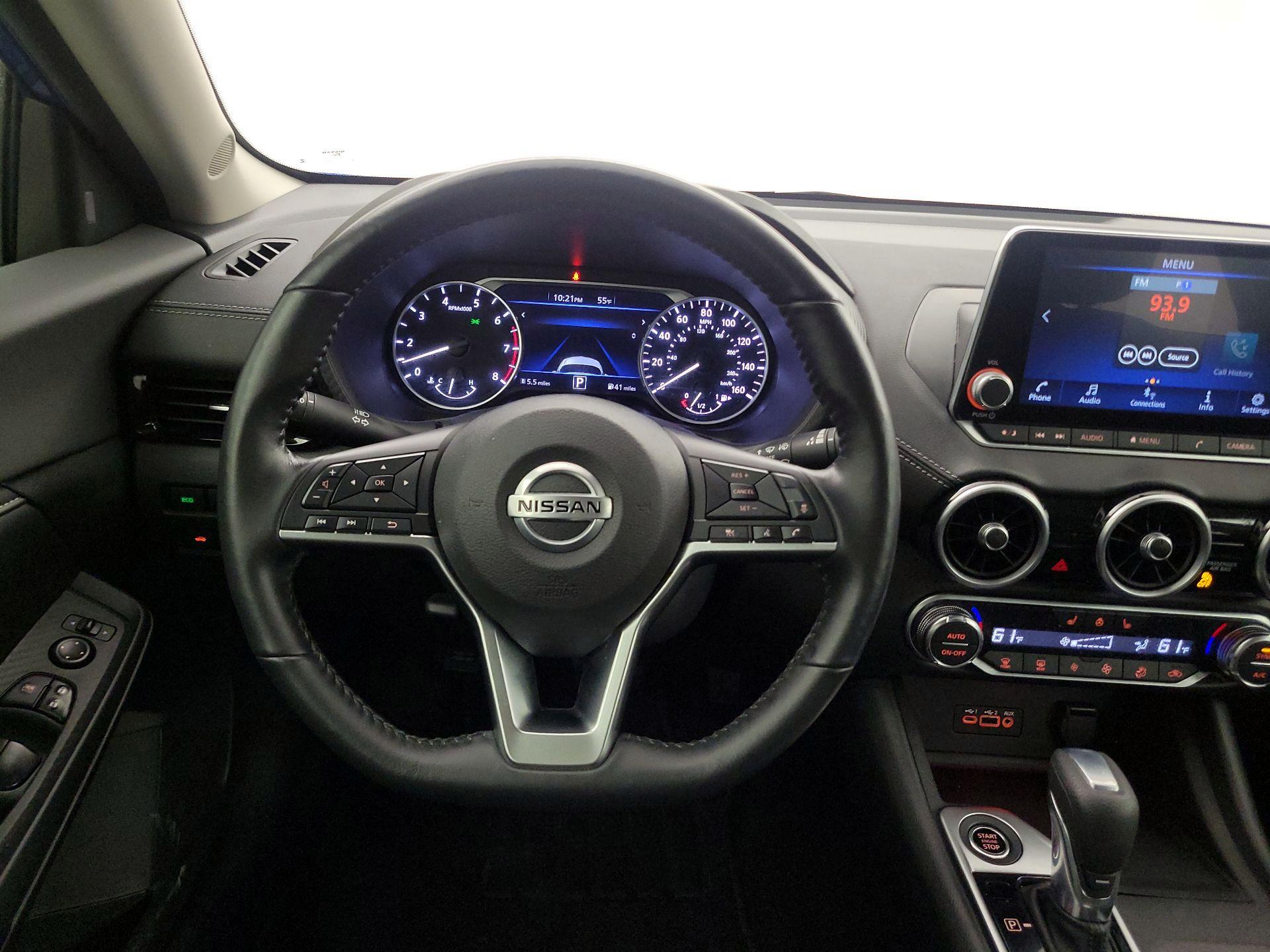 Thumbnail: 2022 Nissan Sentra - 10