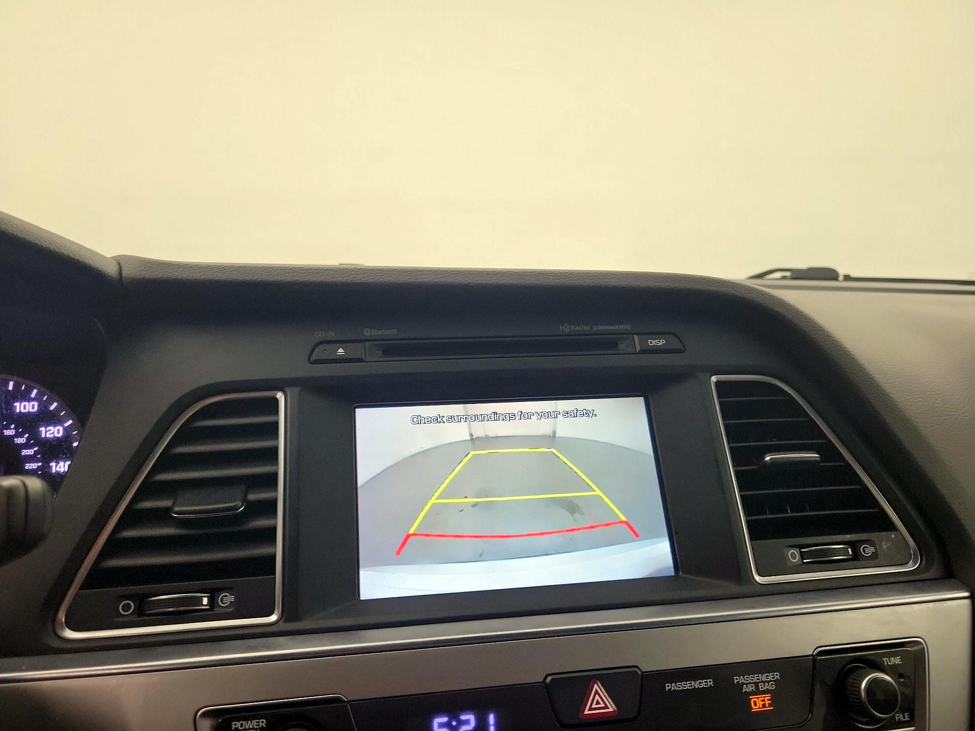 Thumbnail: 2016 Hyundai Sonata - 12