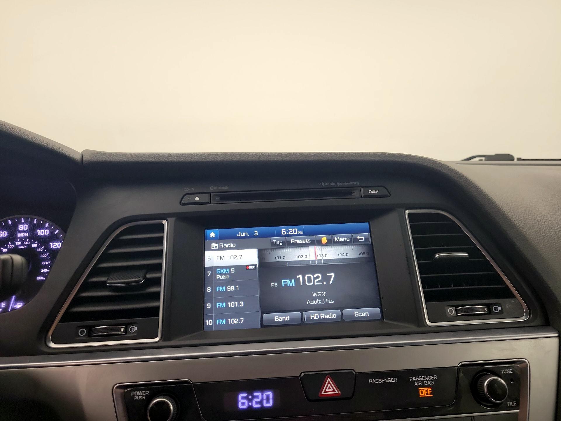 Thumbnail: 2016 Hyundai Sonata - 13