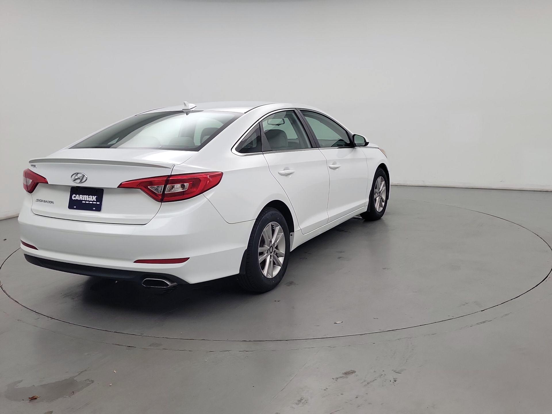Thumbnail: 2016 Hyundai Sonata - 5