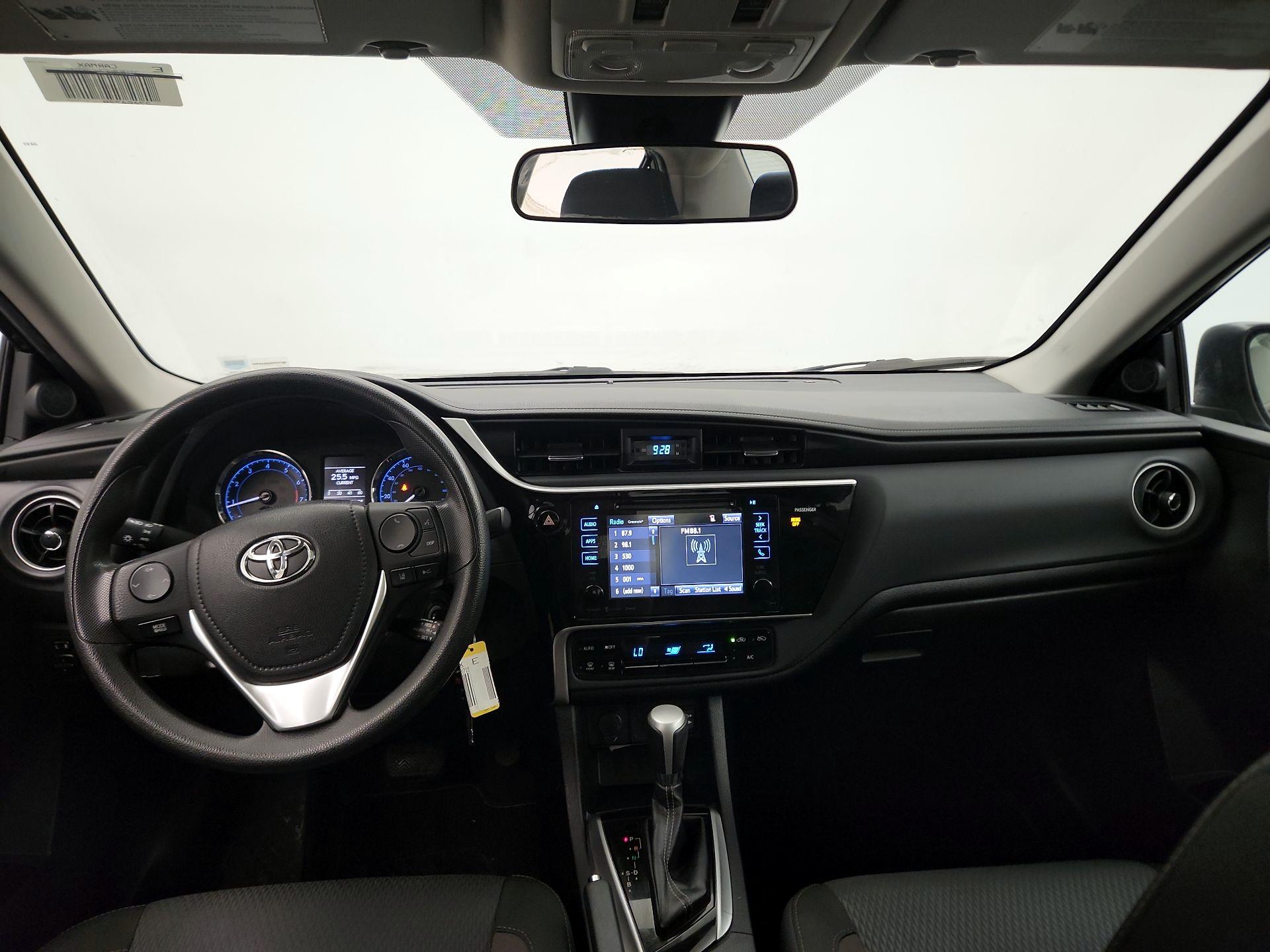 Thumbnail: 2017 Toyota Corolla - 8