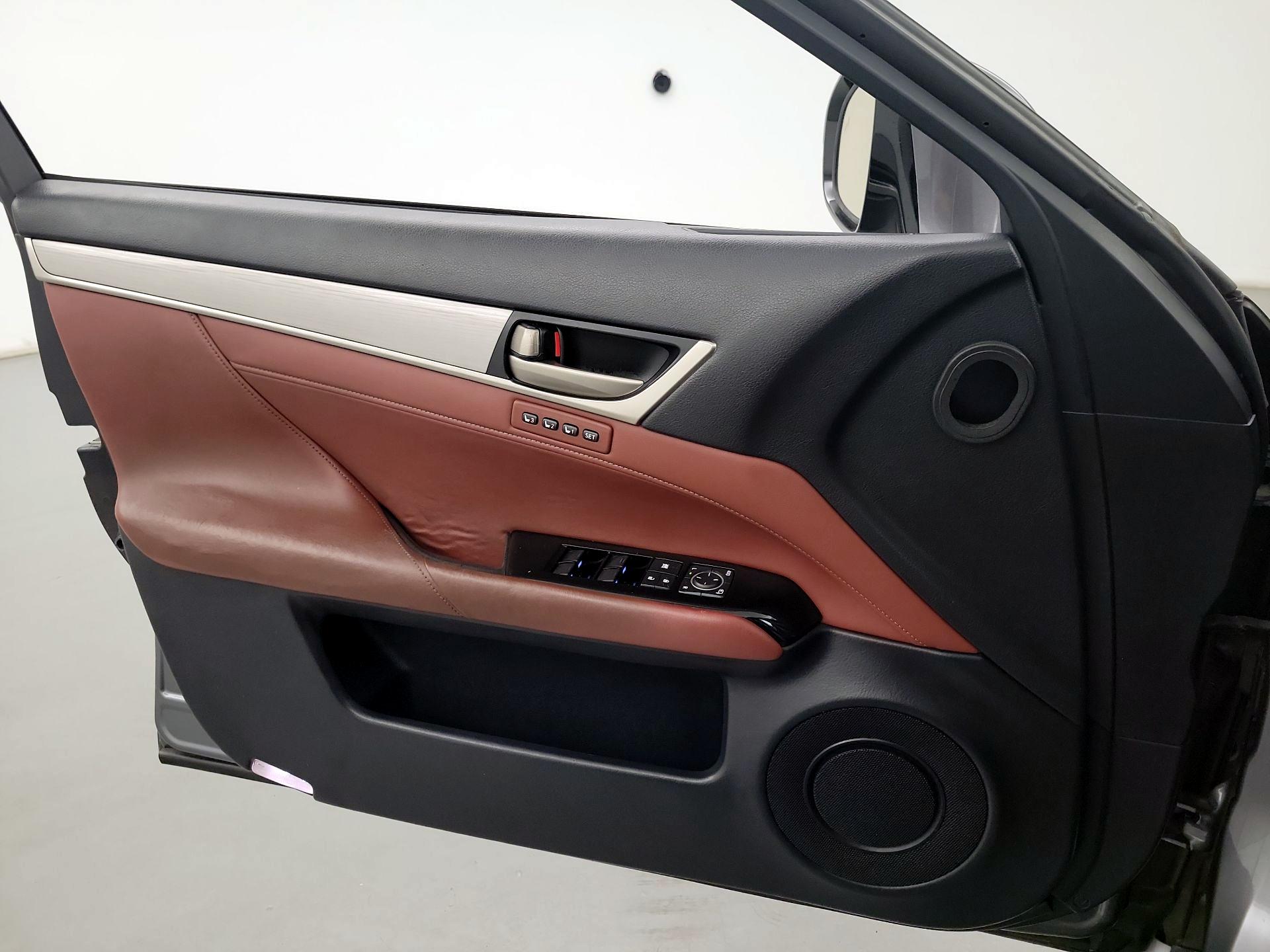 Thumbnail: 2015 Lexus GS - 10