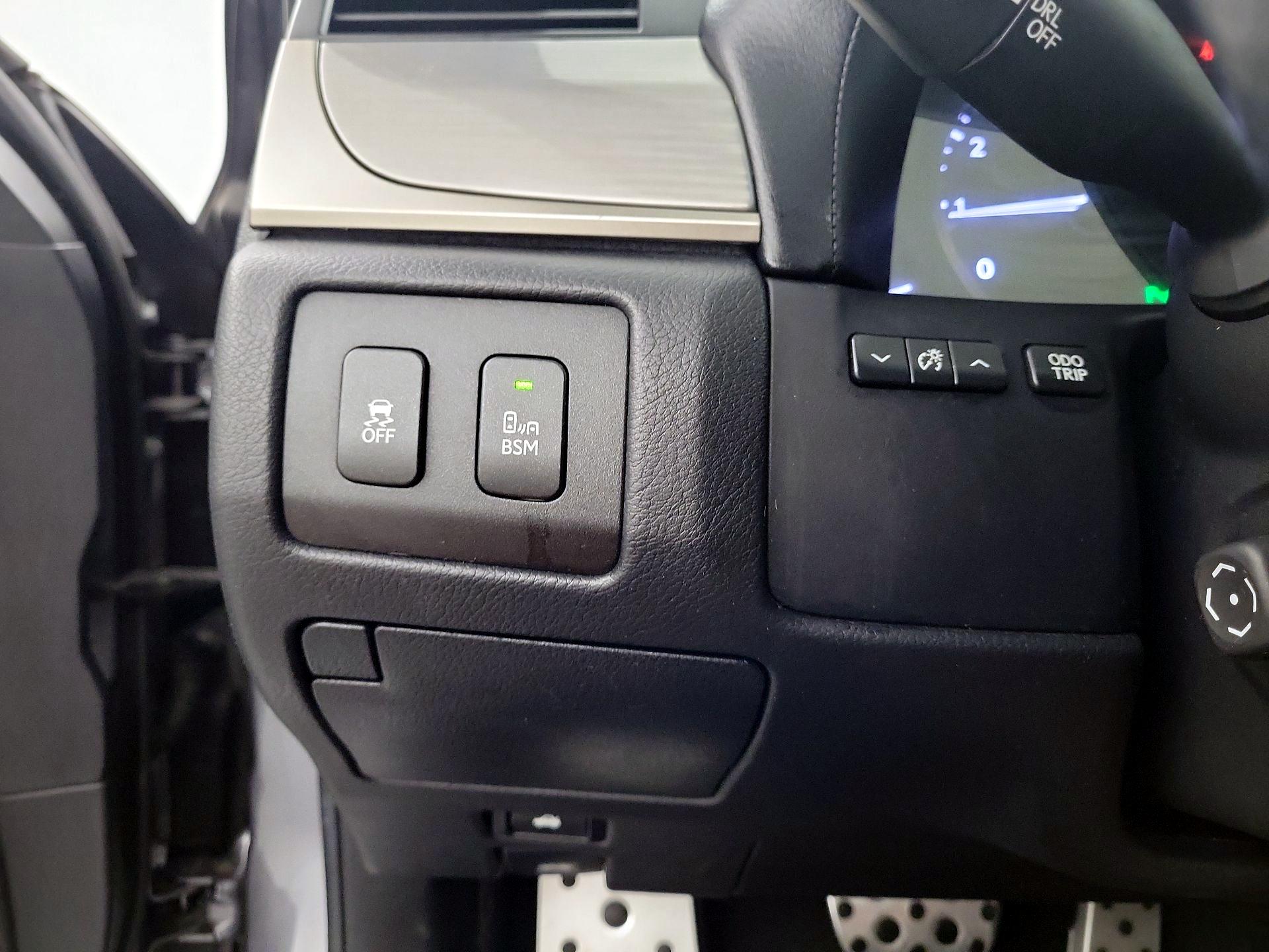 Thumbnail: 2015 Lexus GS - 11