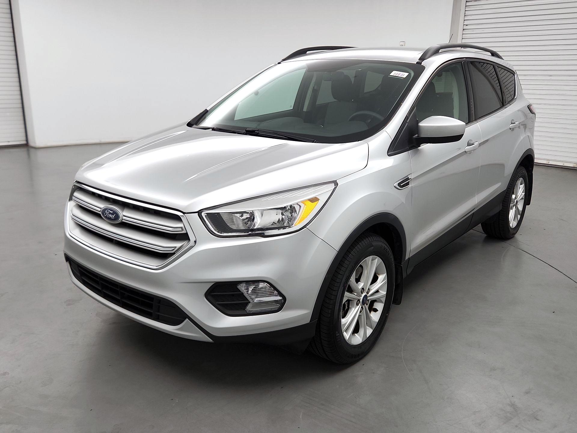 Thumbnail: 2018 Ford Escape - 3