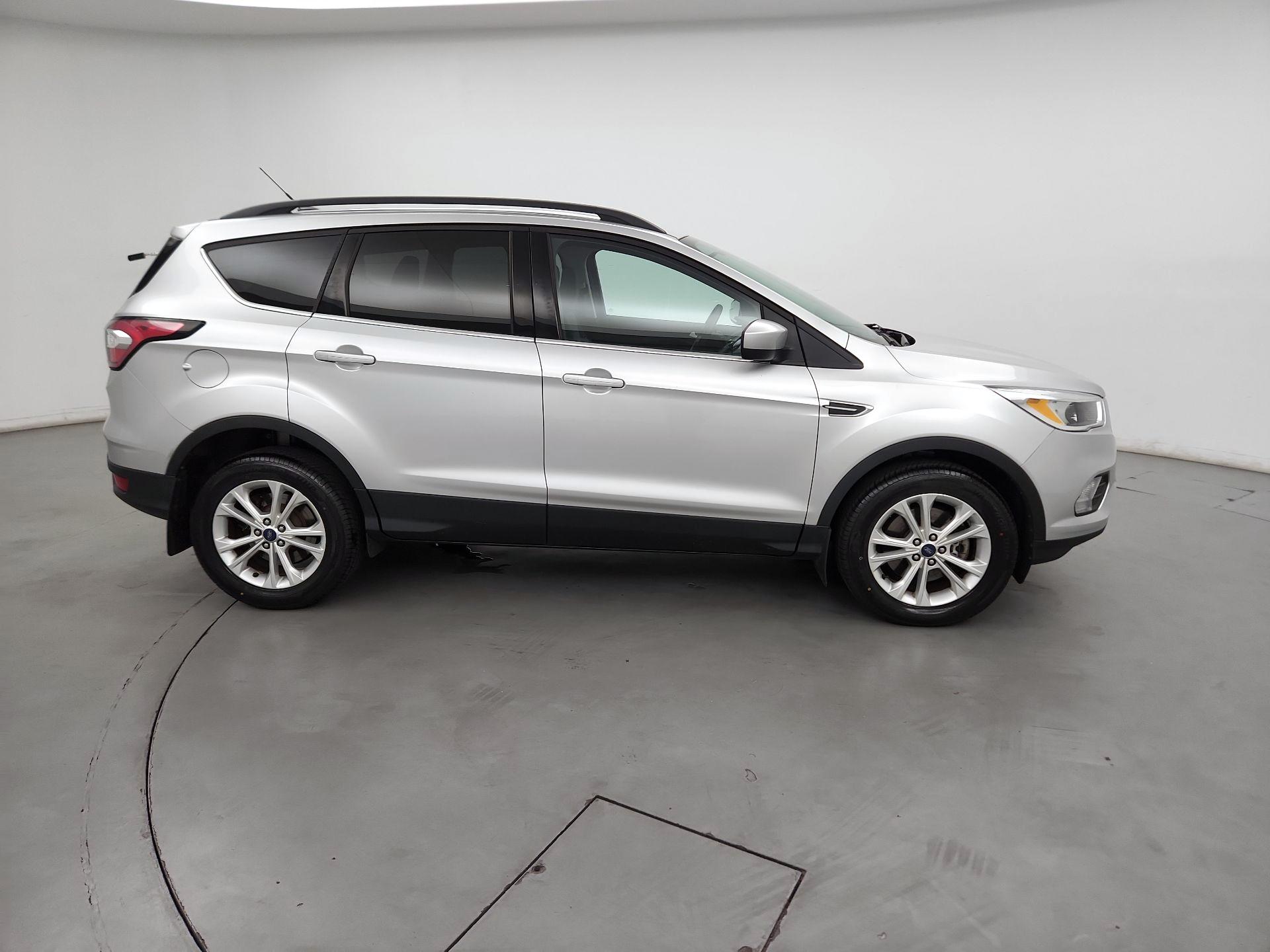 Thumbnail: 2018 Ford Escape - 4