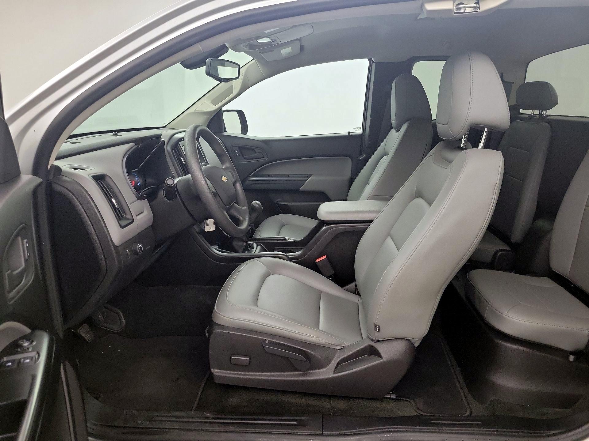 Thumbnail: 2017 Chevrolet Colorado - 9