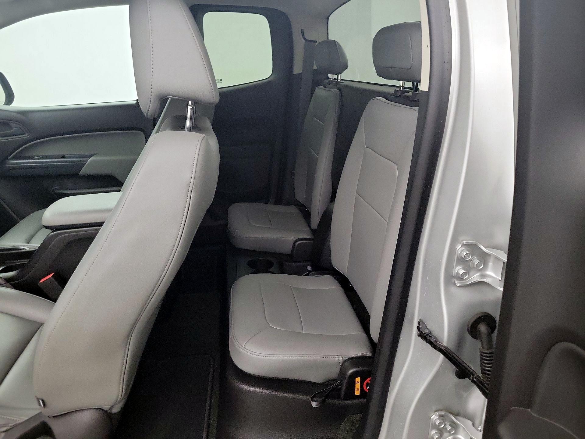 Thumbnail: 2017 Chevrolet Colorado - 17