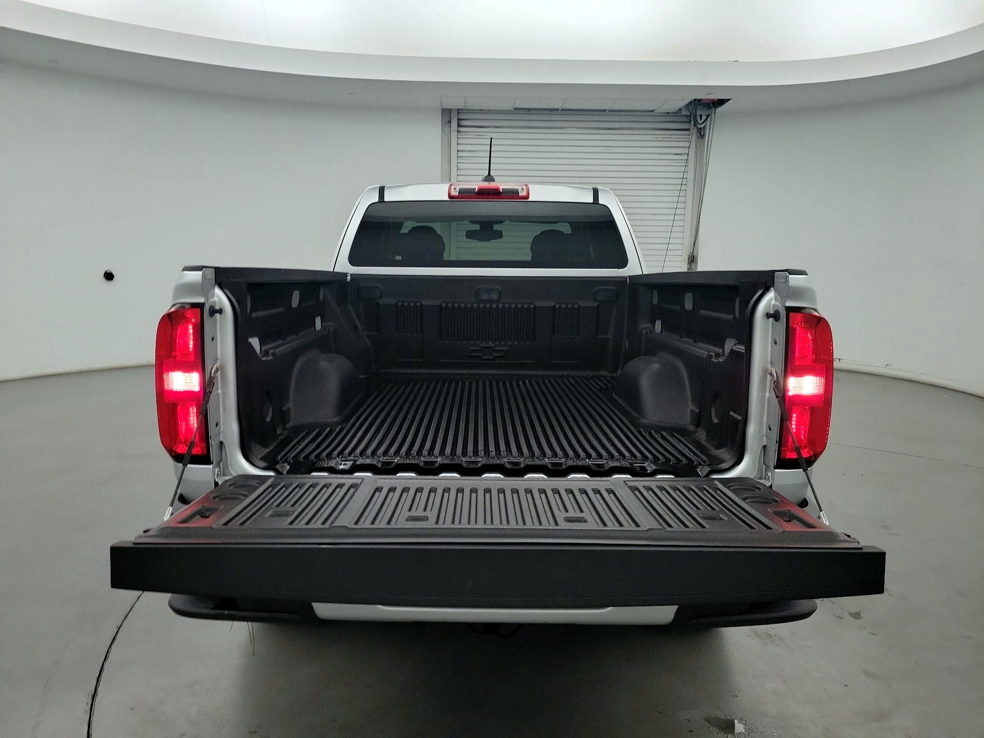 Thumbnail: 2017 Chevrolet Colorado - 18