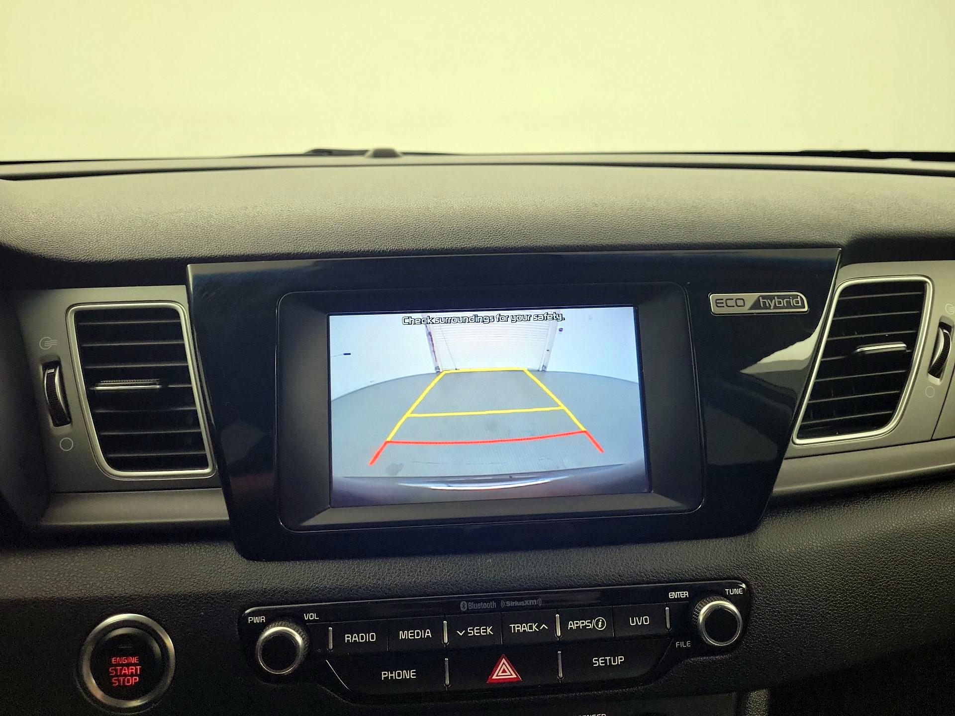 Thumbnail: 2017 Kia Niro - 12