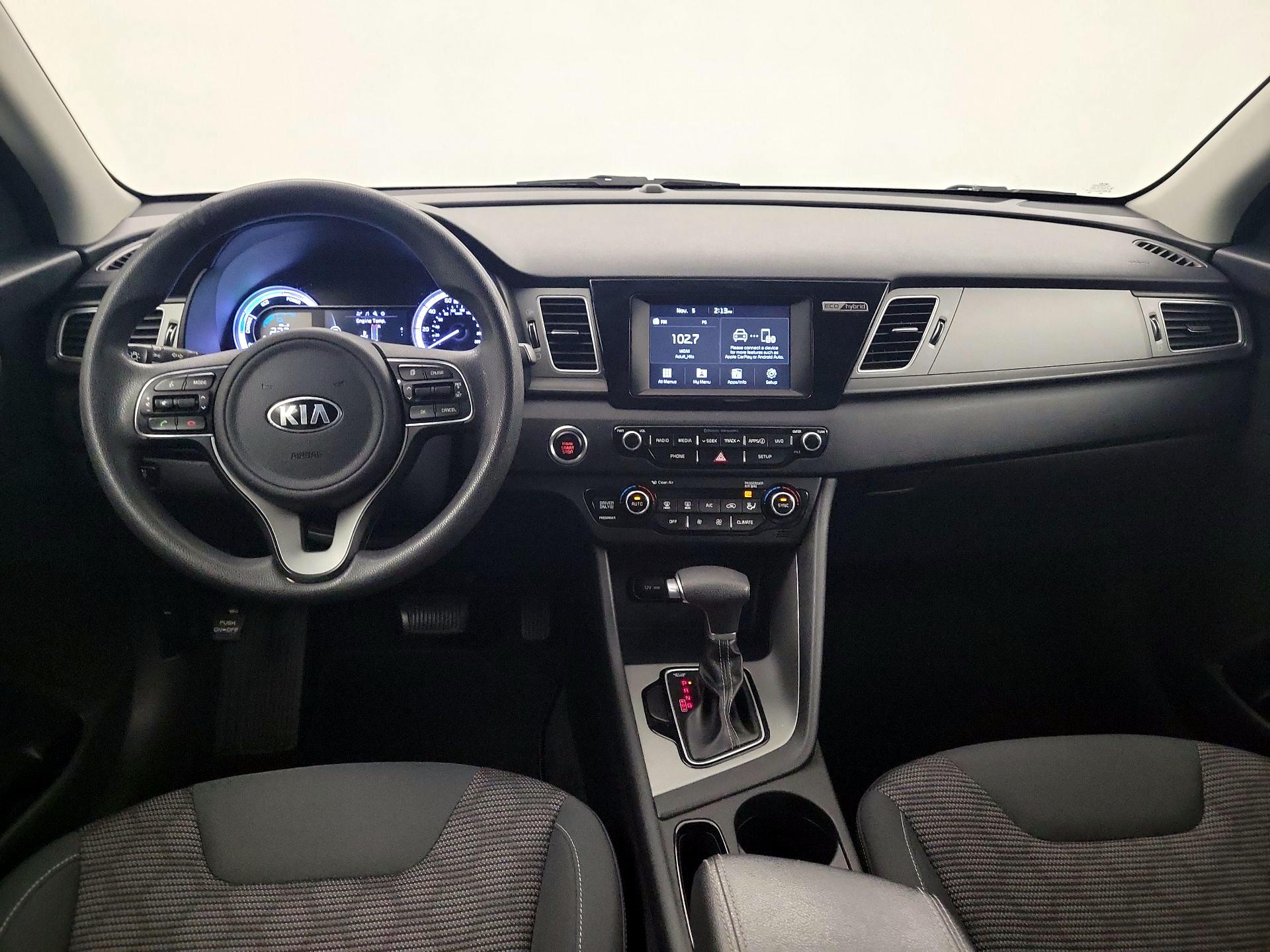 Thumbnail: 2017 Kia Niro - 8