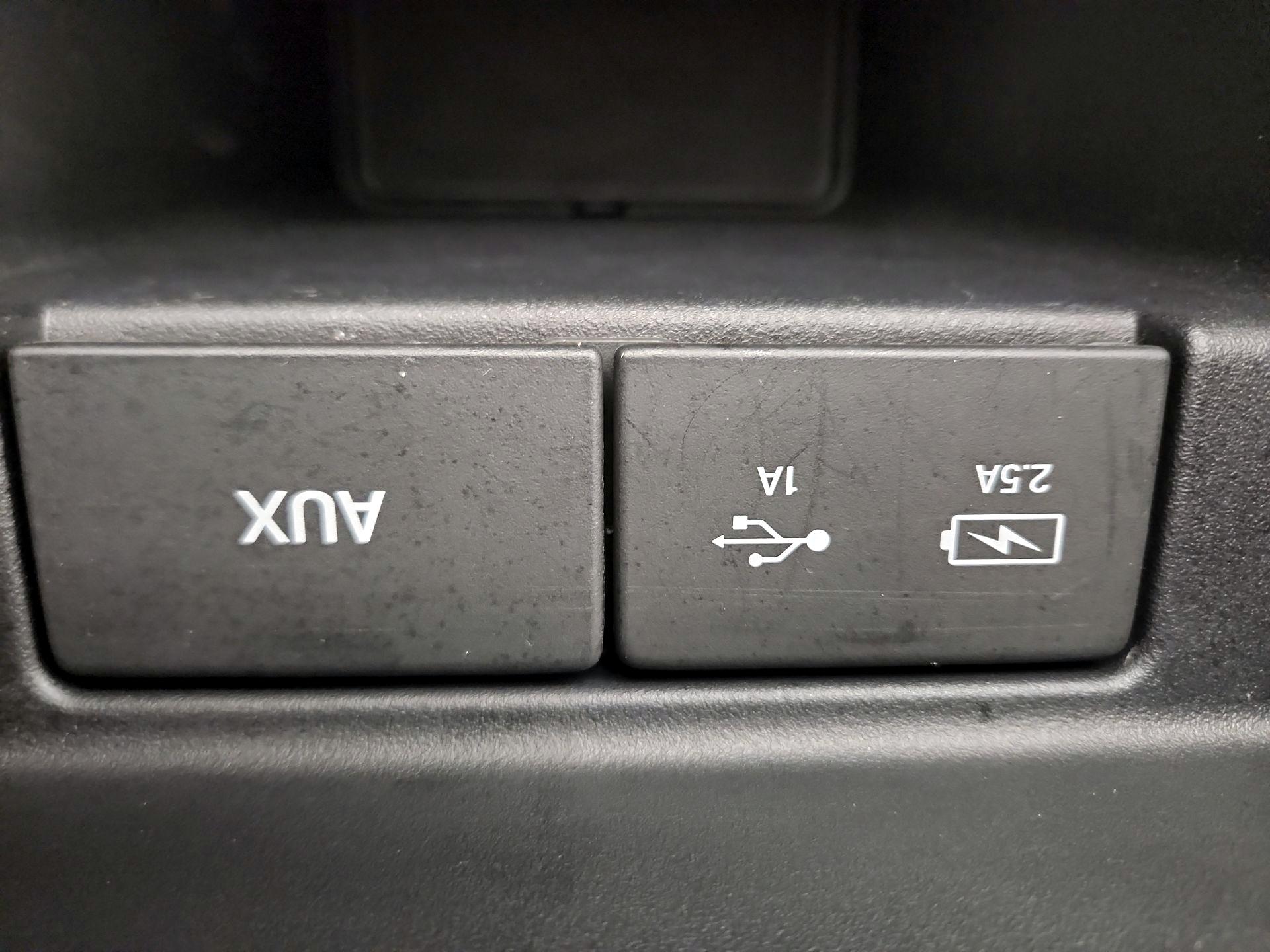 Thumbnail: 2019 Honda Odyssey - 15