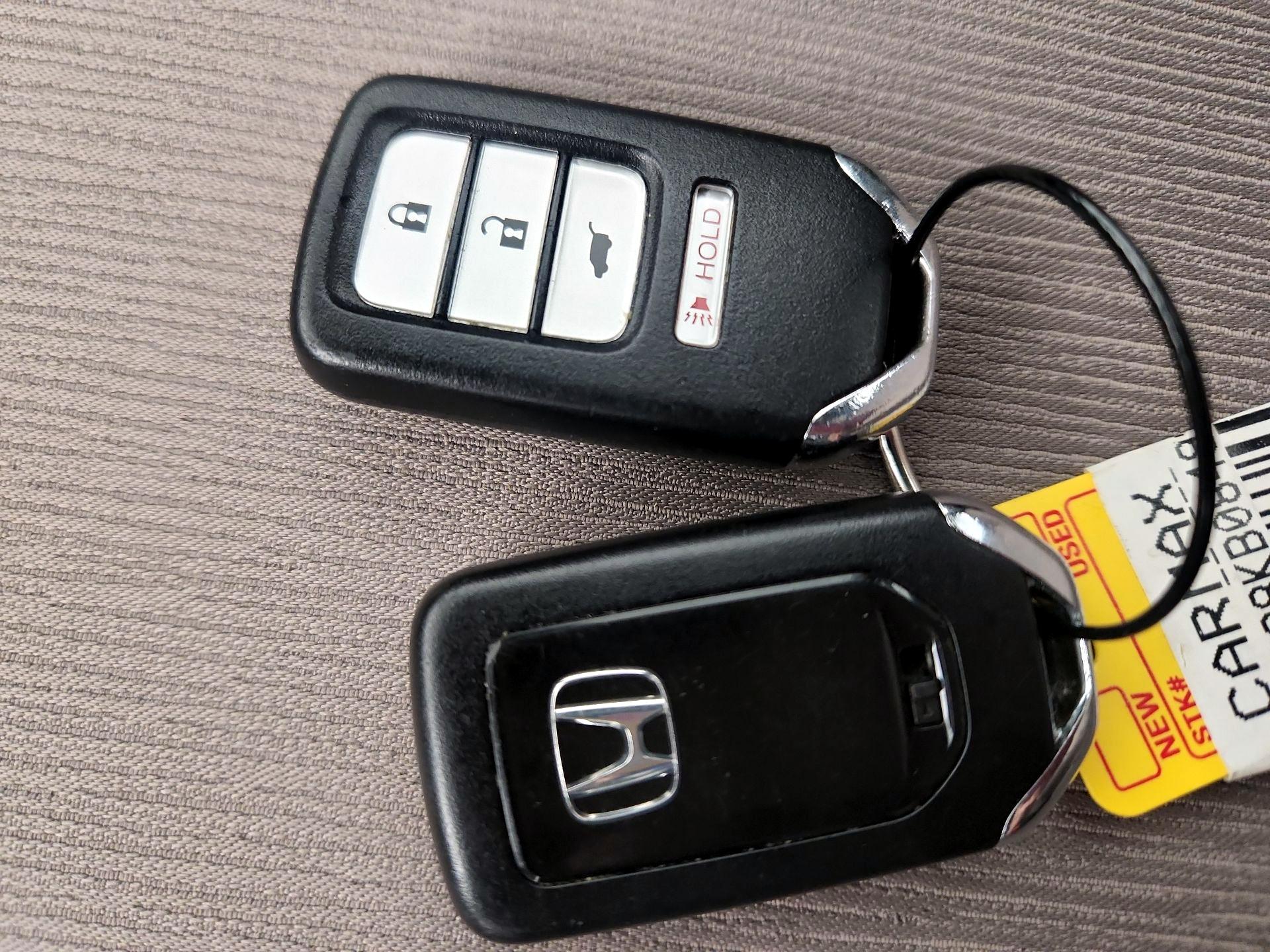 Thumbnail: 2019 Honda Odyssey - 20