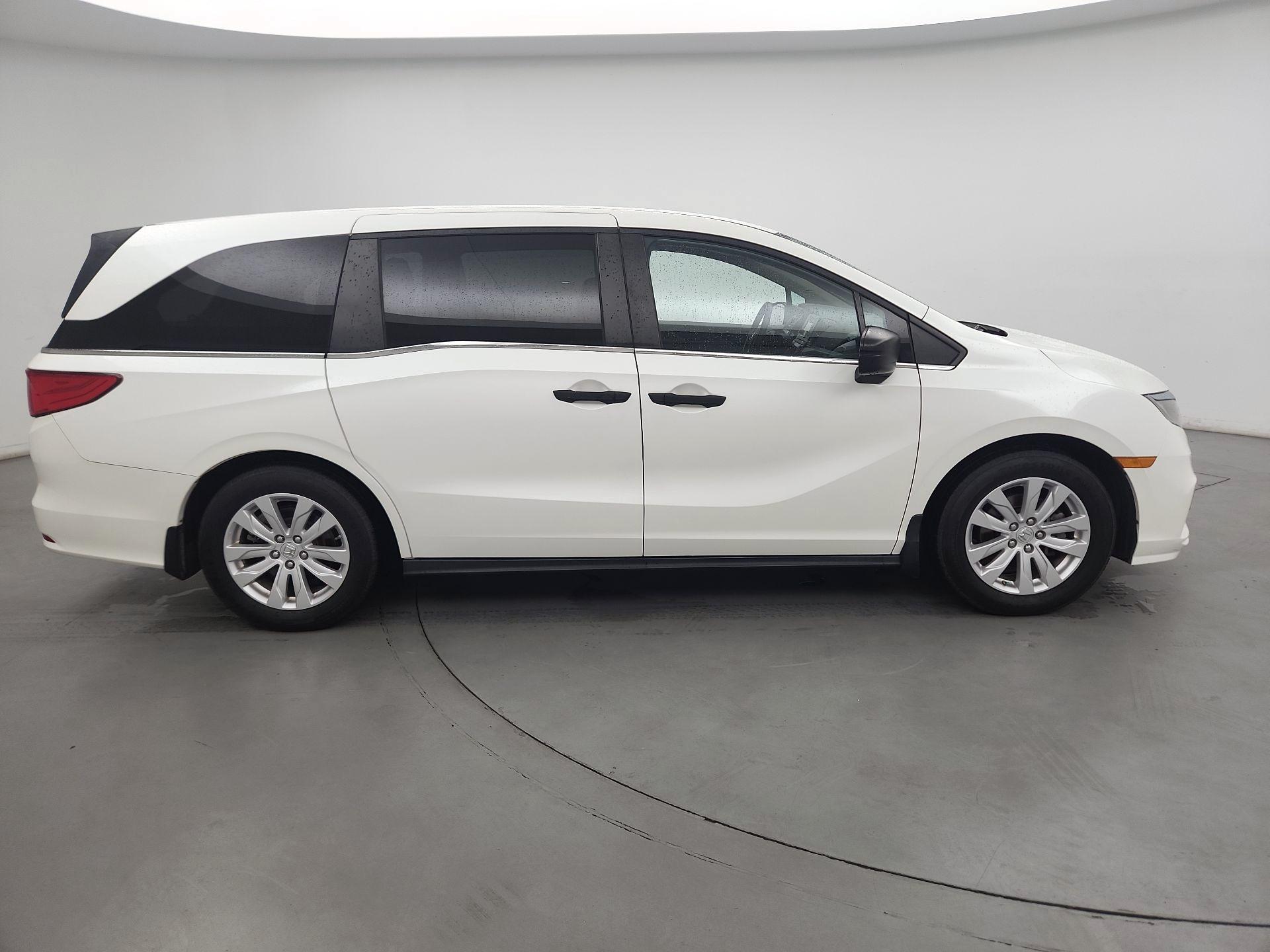 Thumbnail: 2019 Honda Odyssey - 4